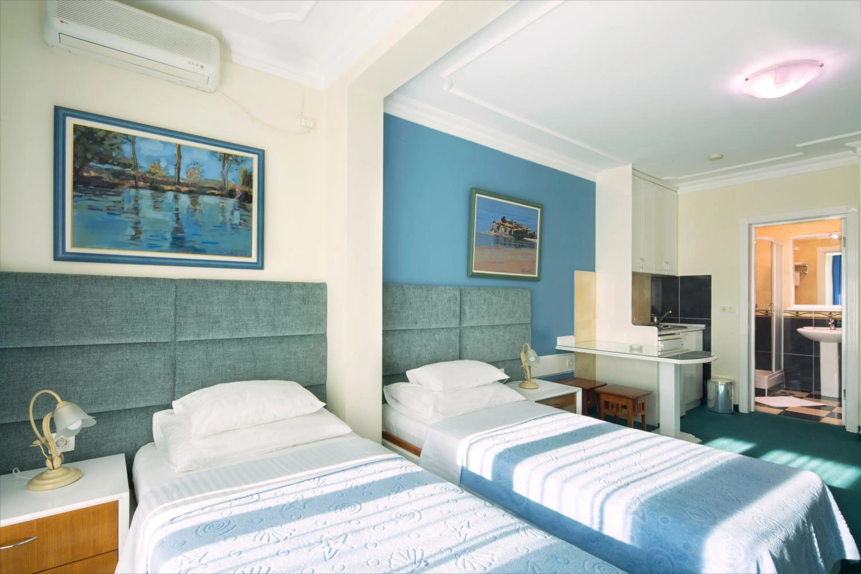 Bed in Hotel Bella Vista