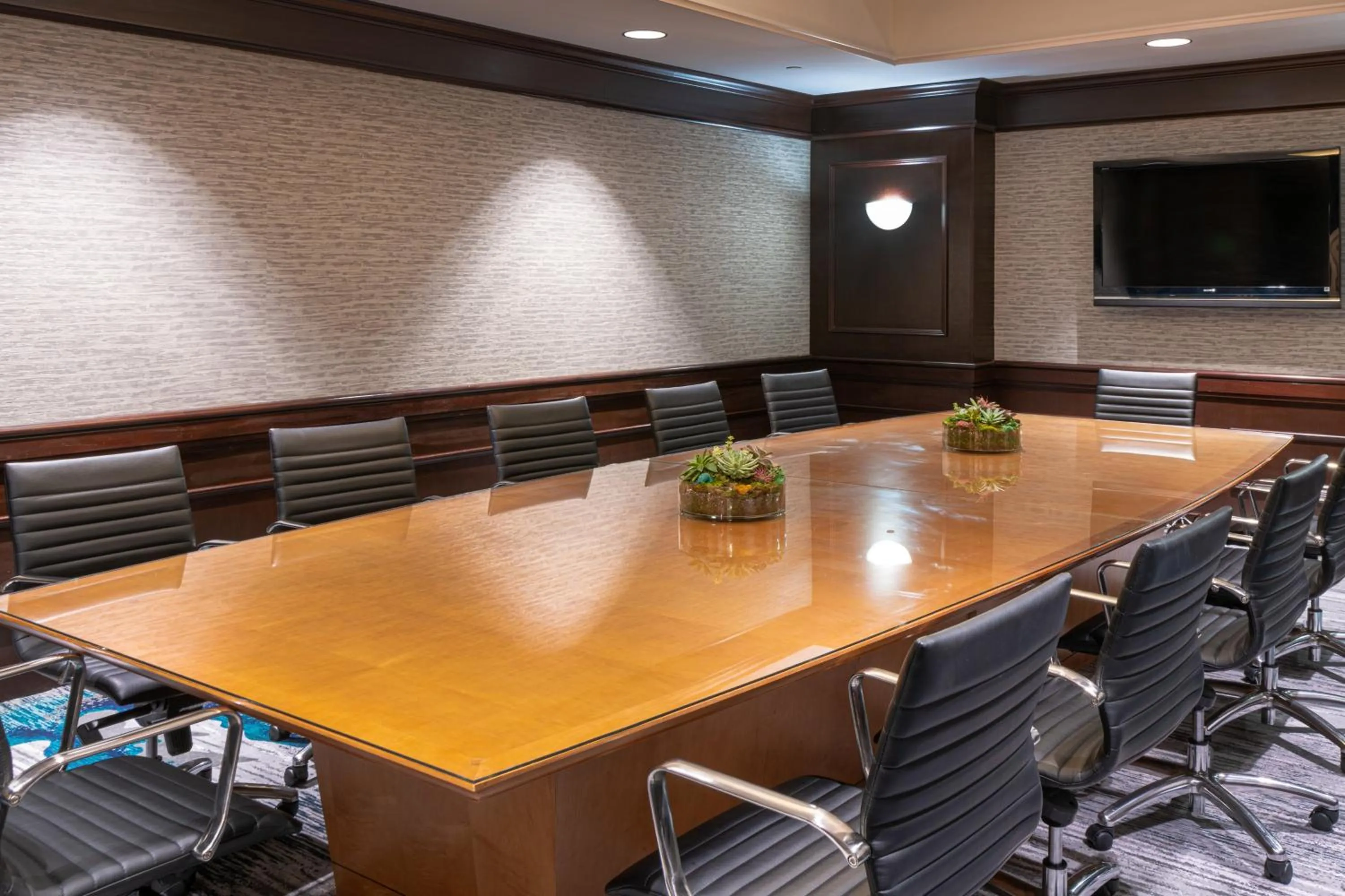 Meeting/conference room in Sheraton Oklahoma City Downtown Hotel