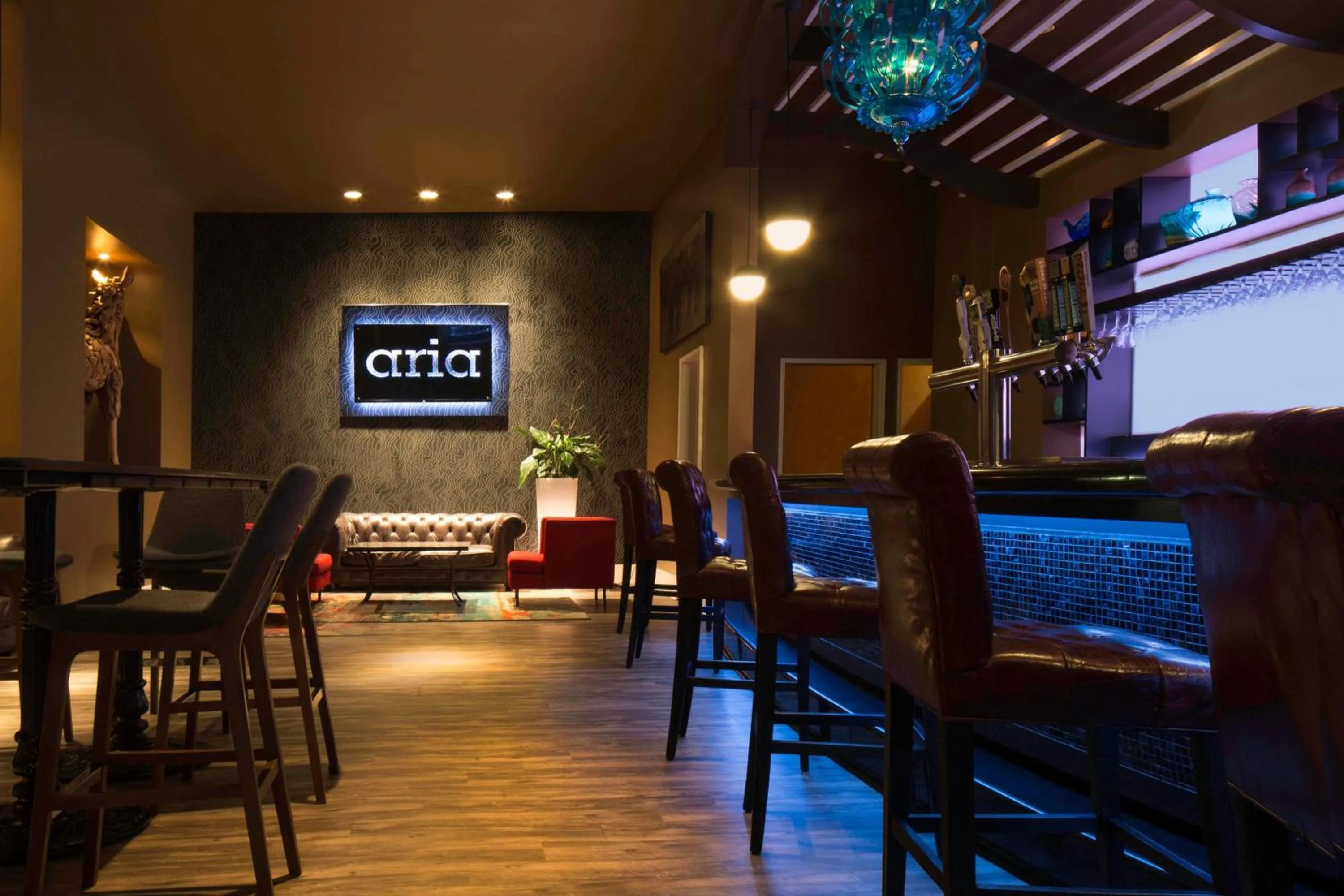 Lounge or bar in Sheraton Oklahoma City Downtown Hotel