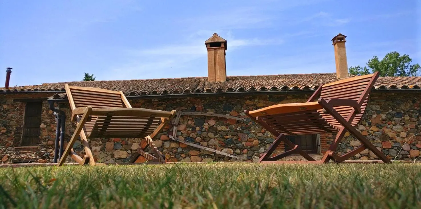 Garden in Masia Can Bachs