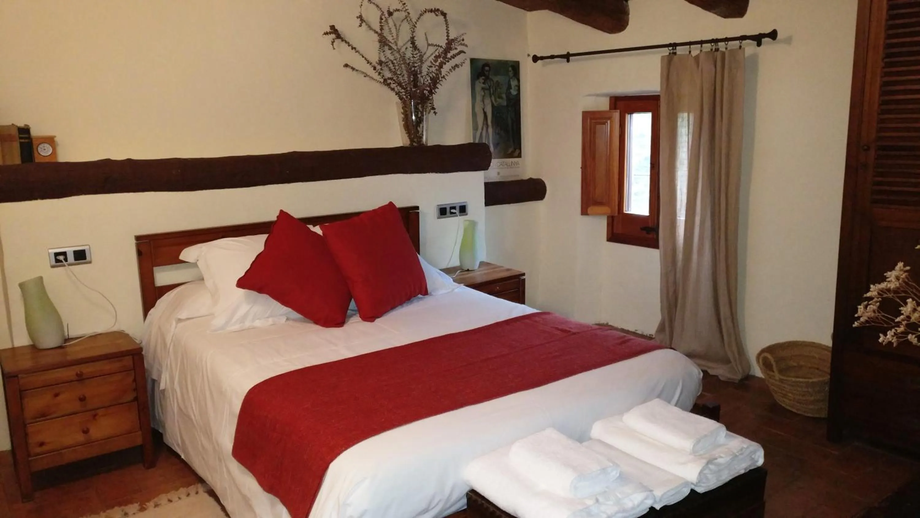 Bedroom, Bed in Masia Can Bachs