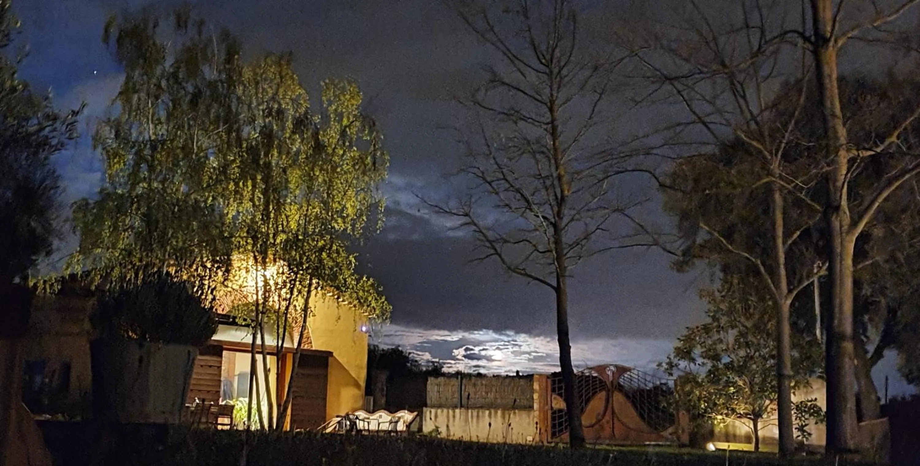 Garden in Masia Can Bachs