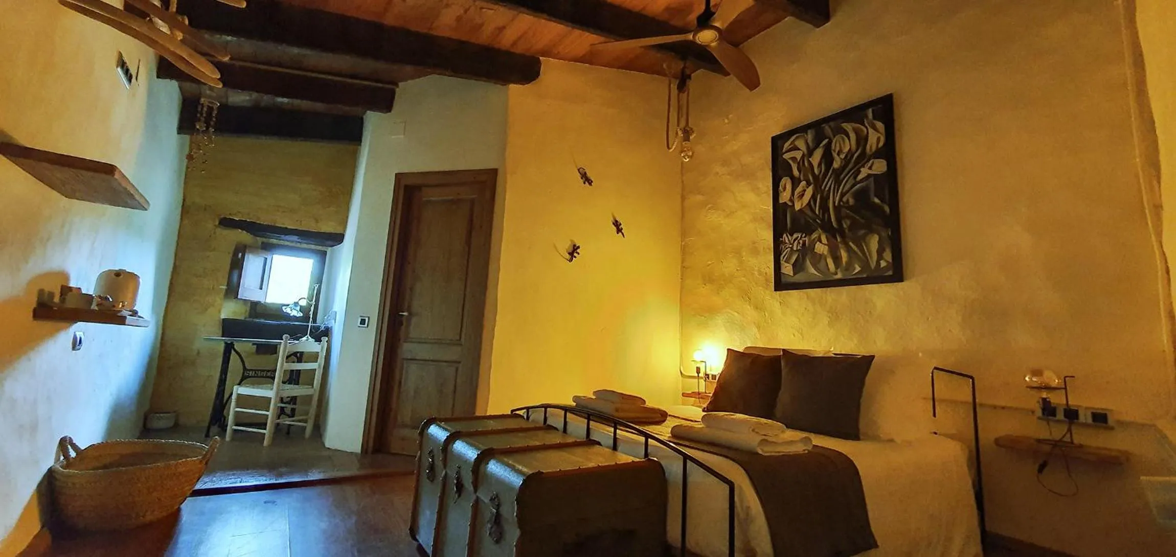 Bedroom, Bed in Masia Can Bachs