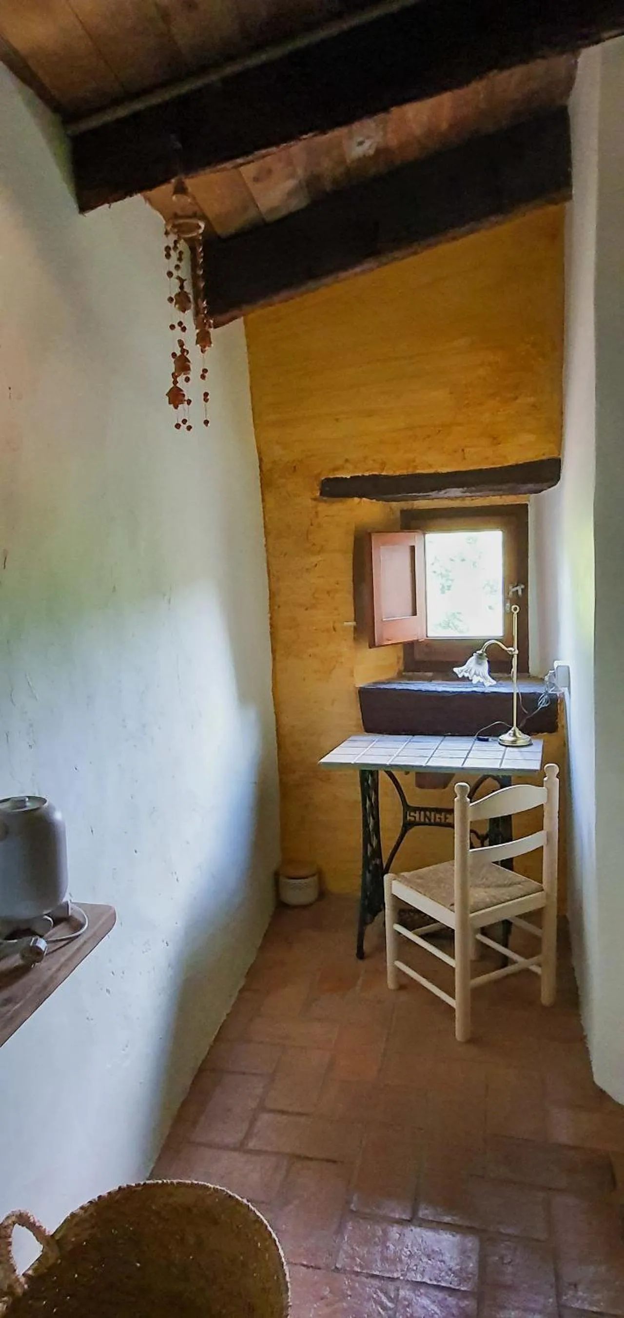 Bedroom in Masia Can Bachs