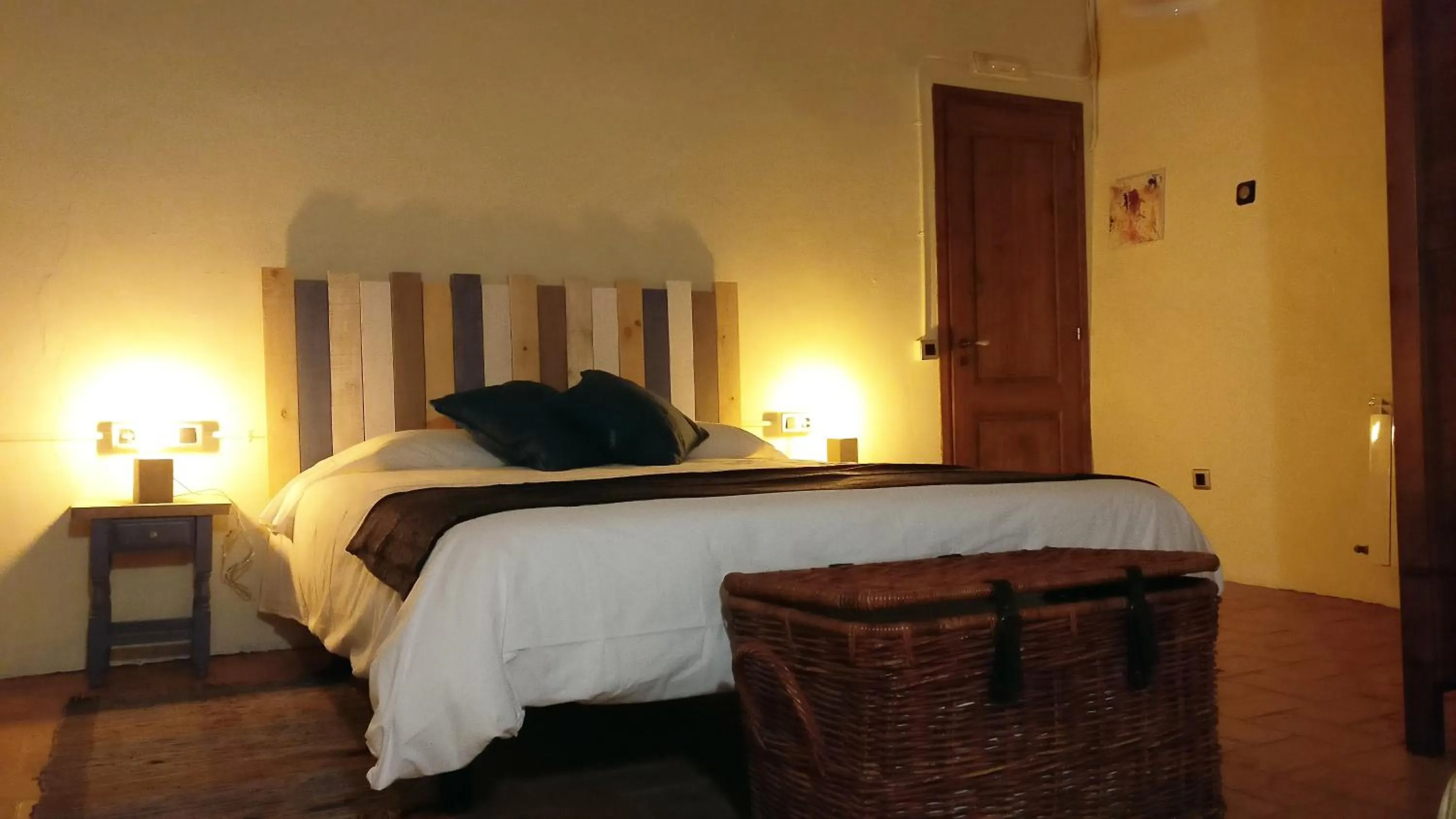 Bedroom, Bed in Masia Can Bachs