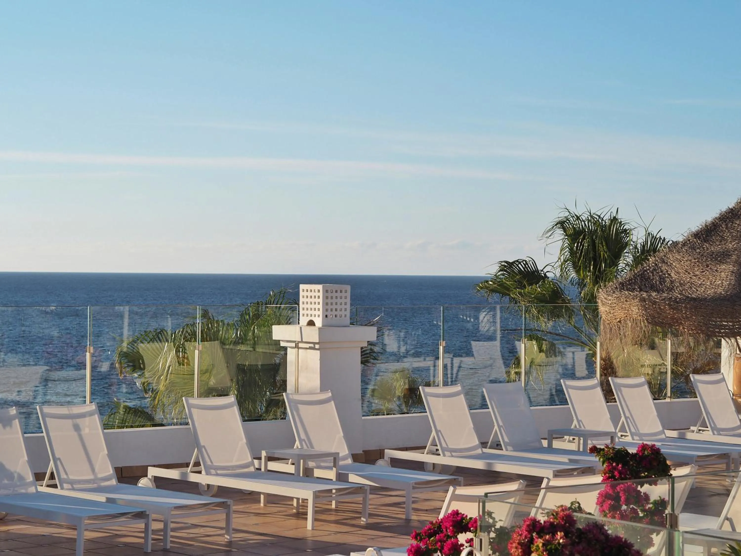 Balcony/Terrace in Flamingo Beach Mate