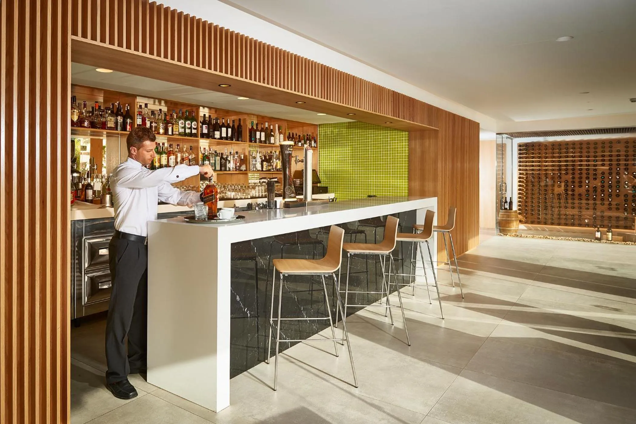 Lounge or bar in Flamingo Beach Mate