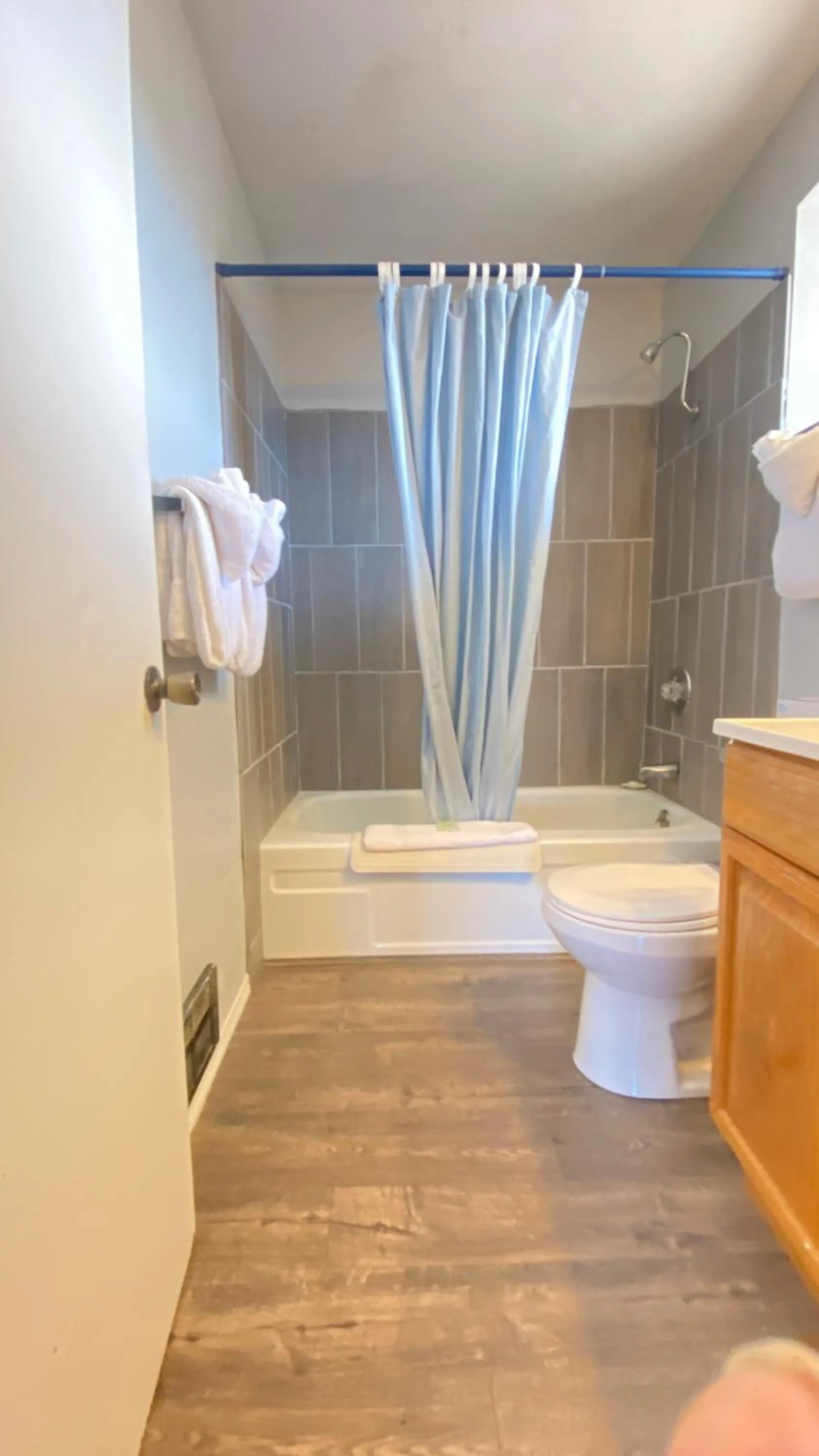 Ocean Shores Inn & Suites