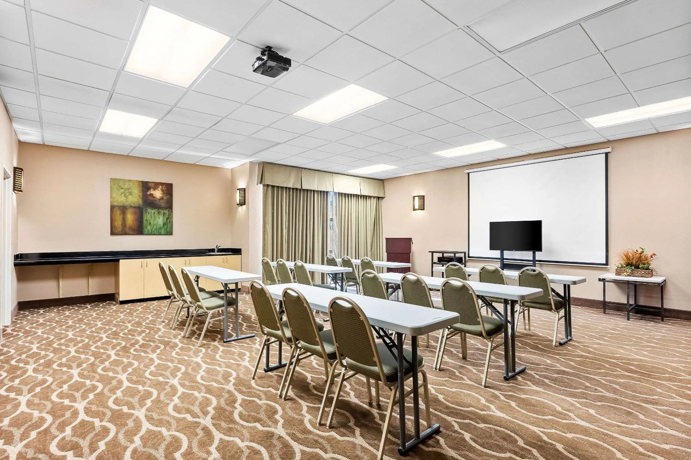Meeting/conference room in Comfort Suites Panama City near Tyndall AFB