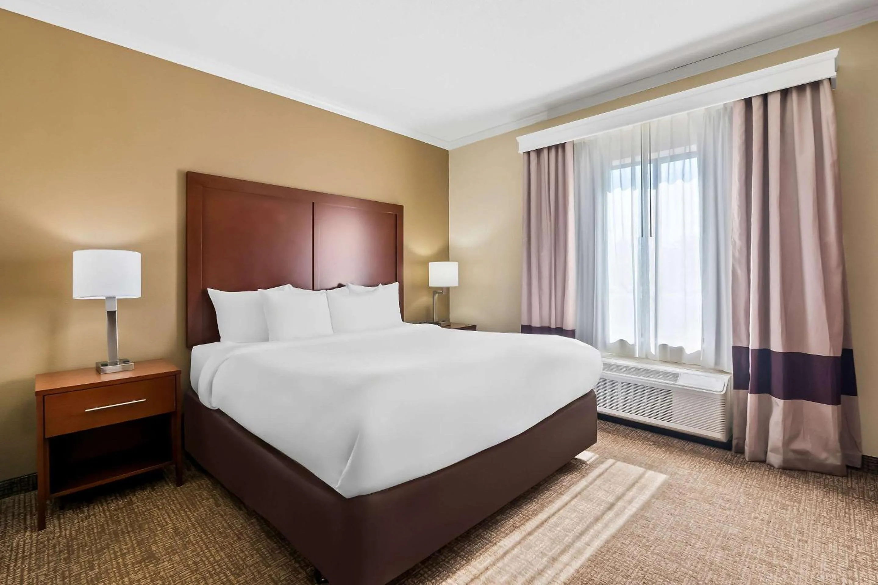 Bedroom in Comfort Suites Panama City near Tyndall AFB