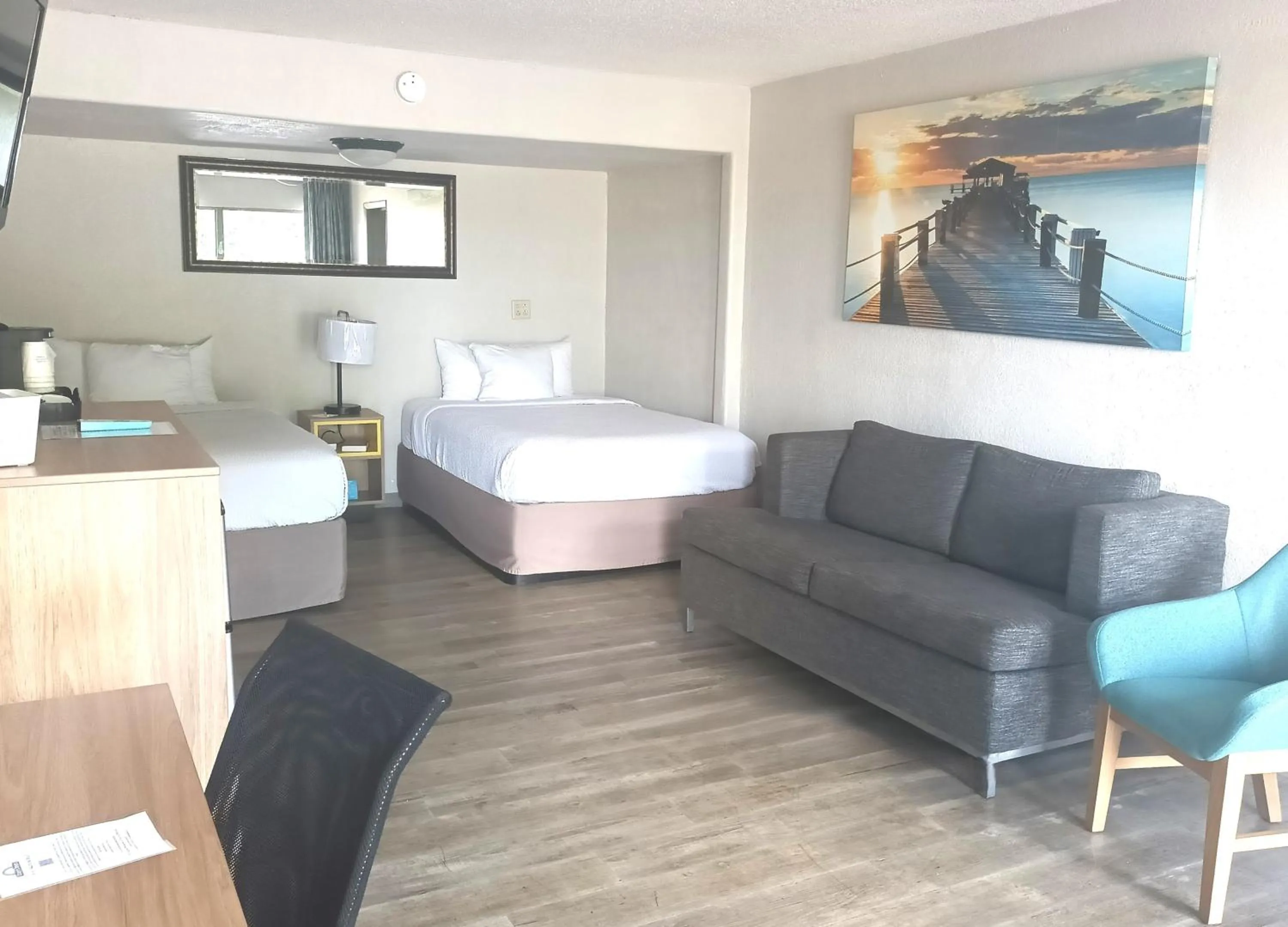 Bed in Days Inn by Wyndham Wildwood I-75