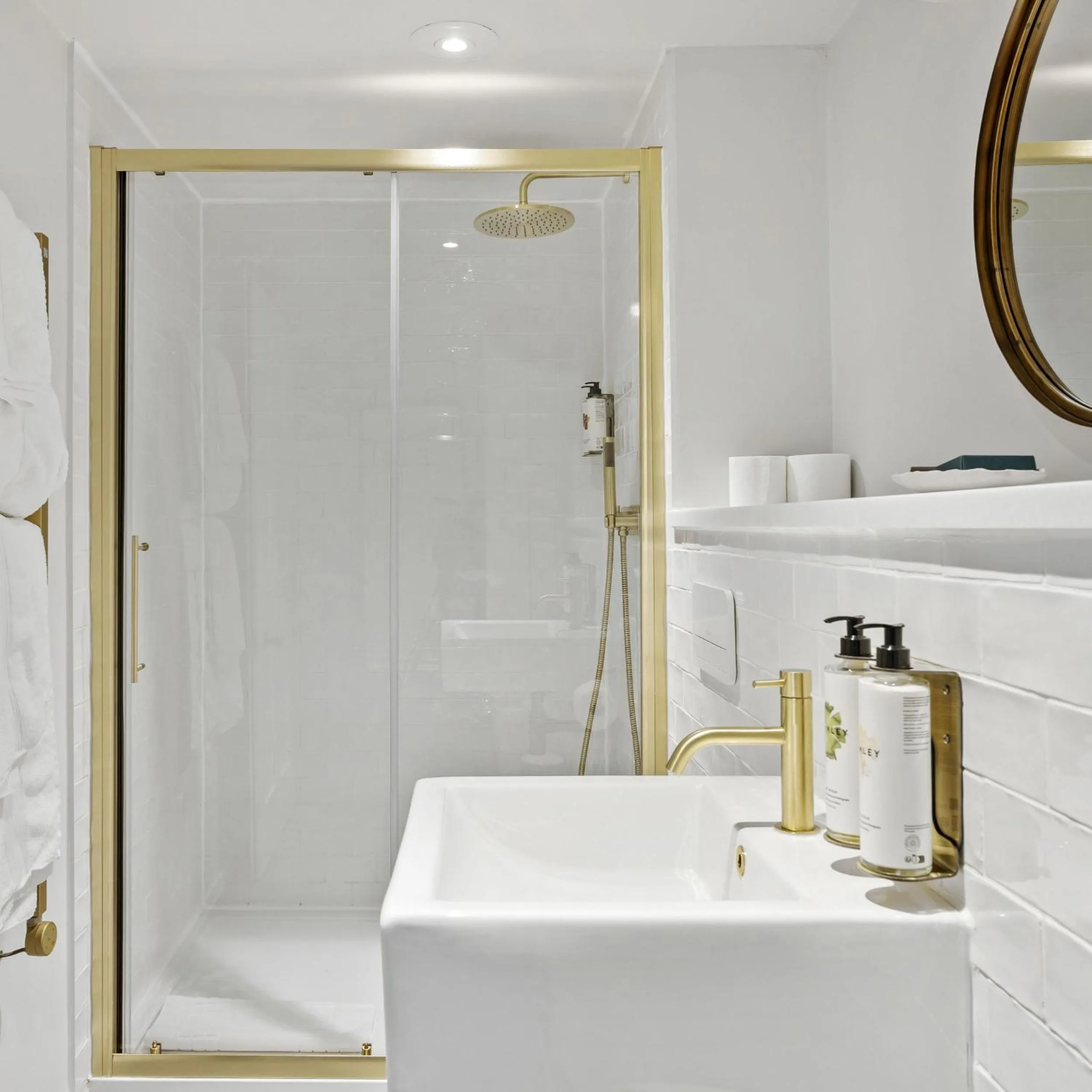 Toilet in Admiral's House by Maison Pierre