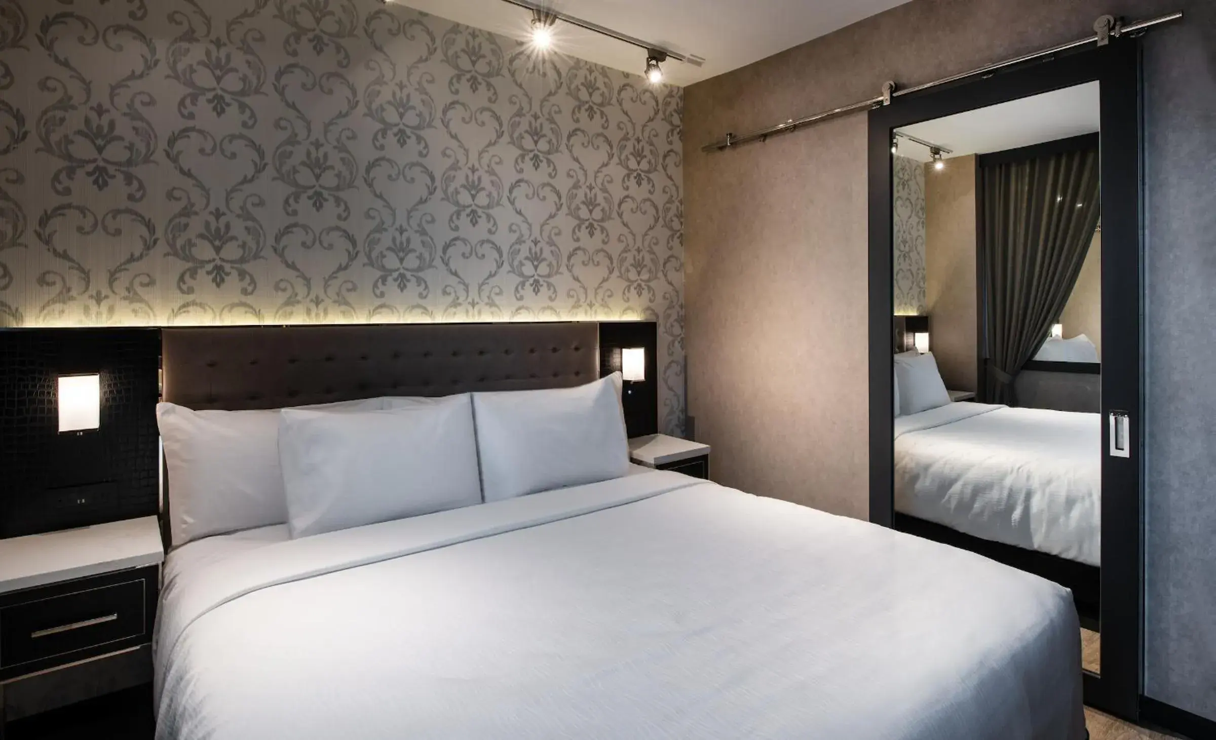 Photo of the whole room, Bed in Aliz Hotel Times Square Photo of the whole room, Bed in Aliz Hotel Times Square