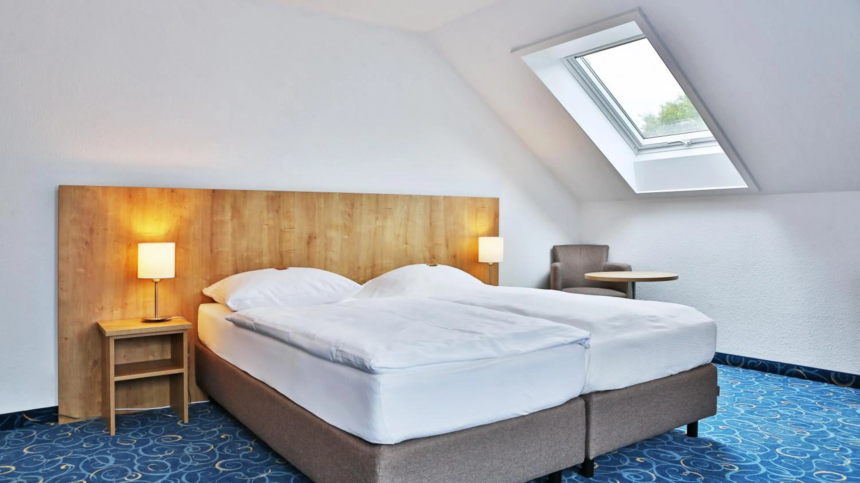 Bedroom, Bed in Appartis - Hotel am Stadtpark