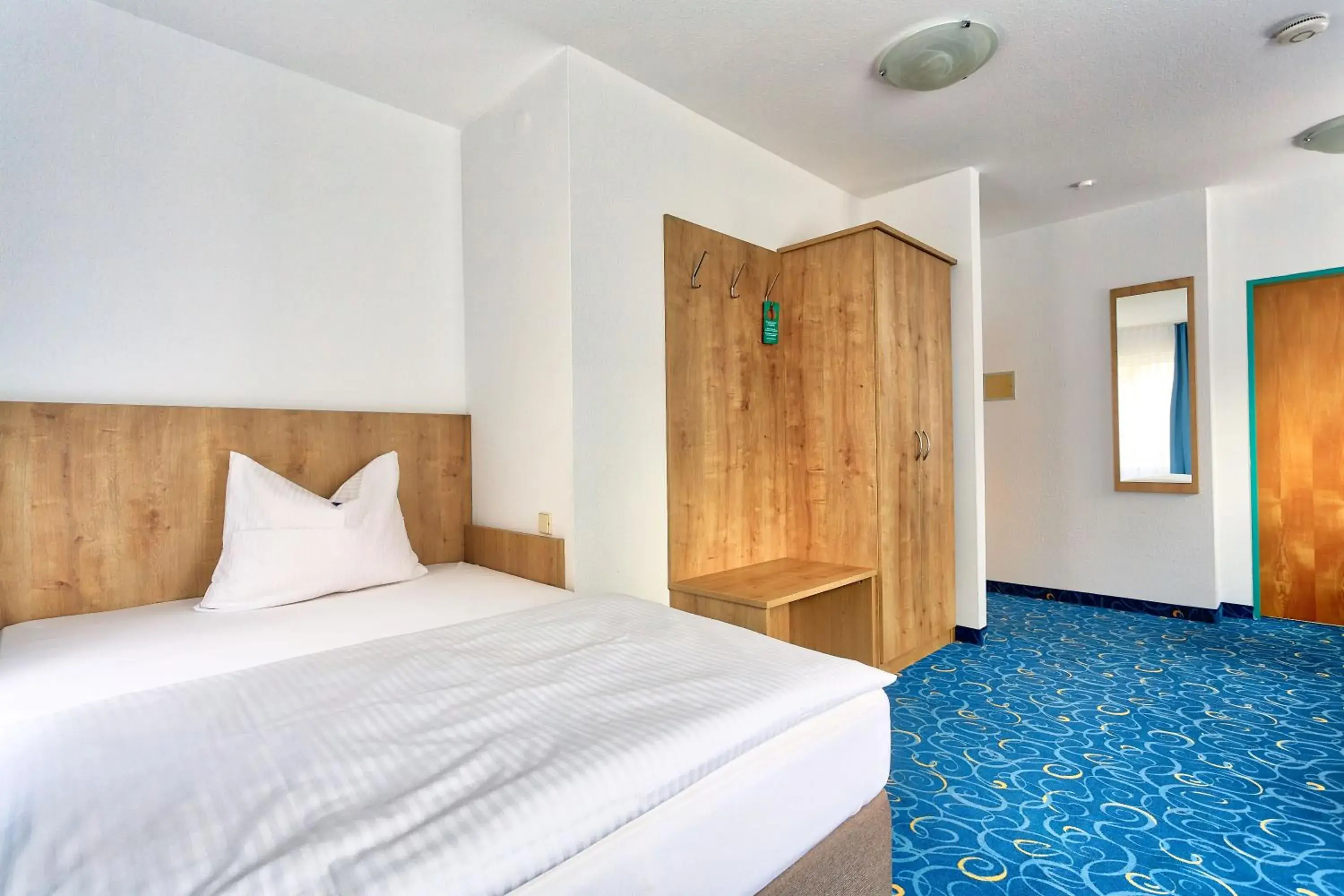 Single Room with Bathroom in Appartis - Hotel am Stadtpark Single Room with Bathroom in Appartis - Hotel am Stadtpark