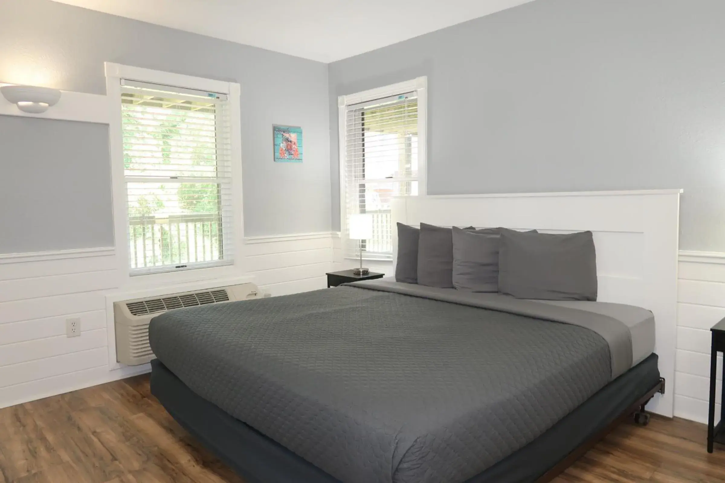 King Studio with Sofa Bed in The Inn at Corolla King Studio with Sofa Bed in The Inn at Corolla