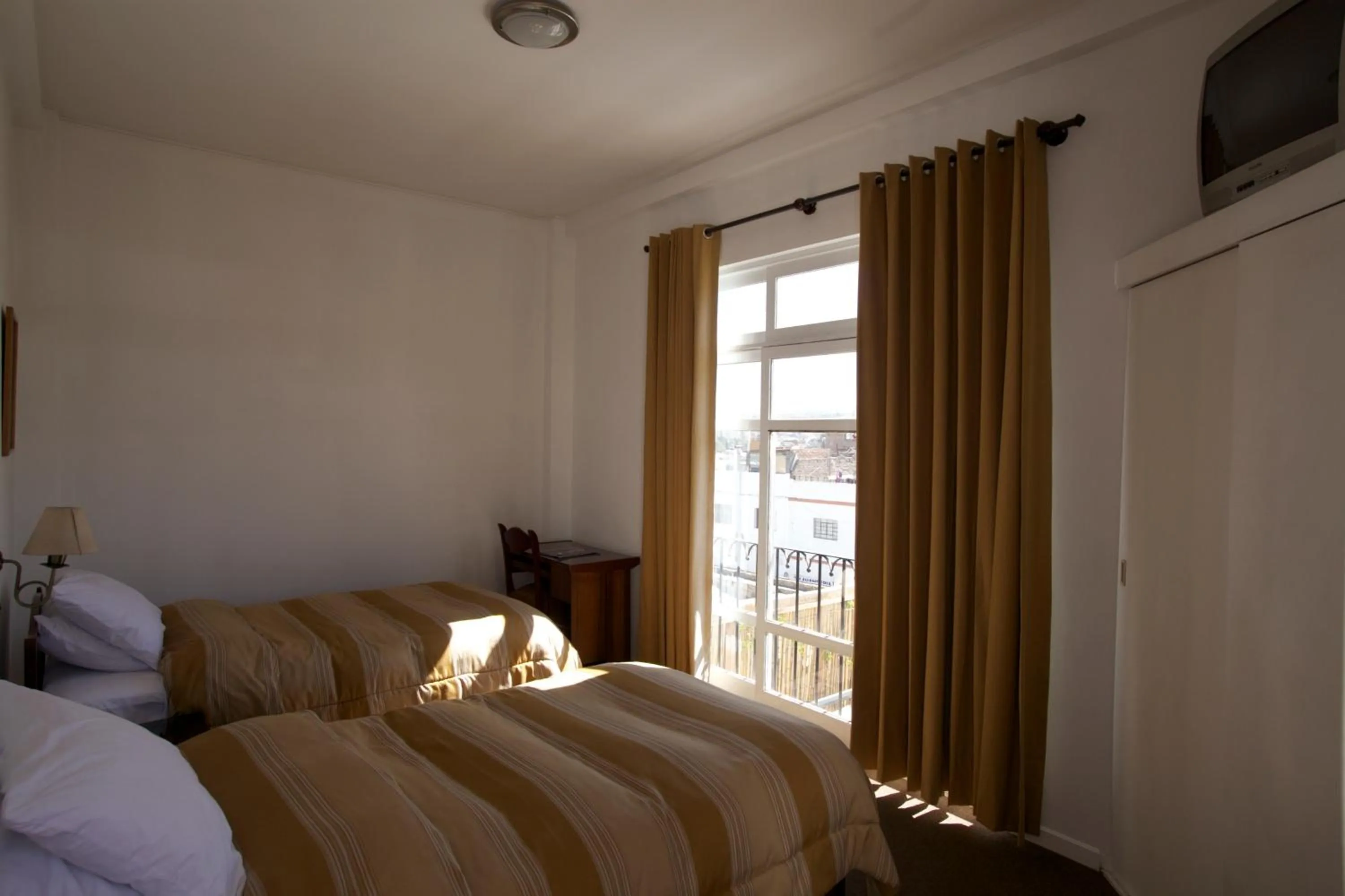 Superior Twin Room - single occupancy in Hostal Solar