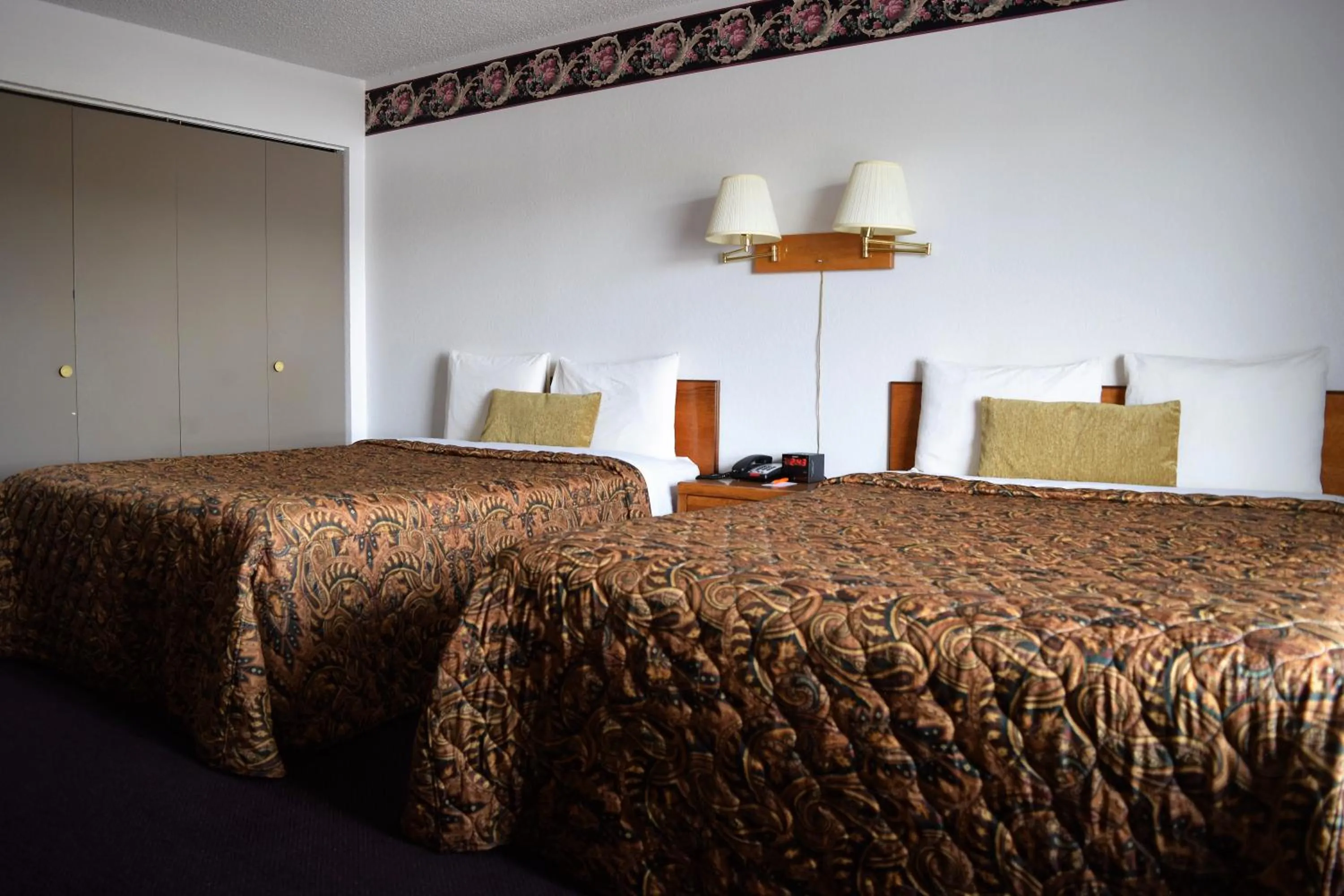 Bed in Littletree Inn