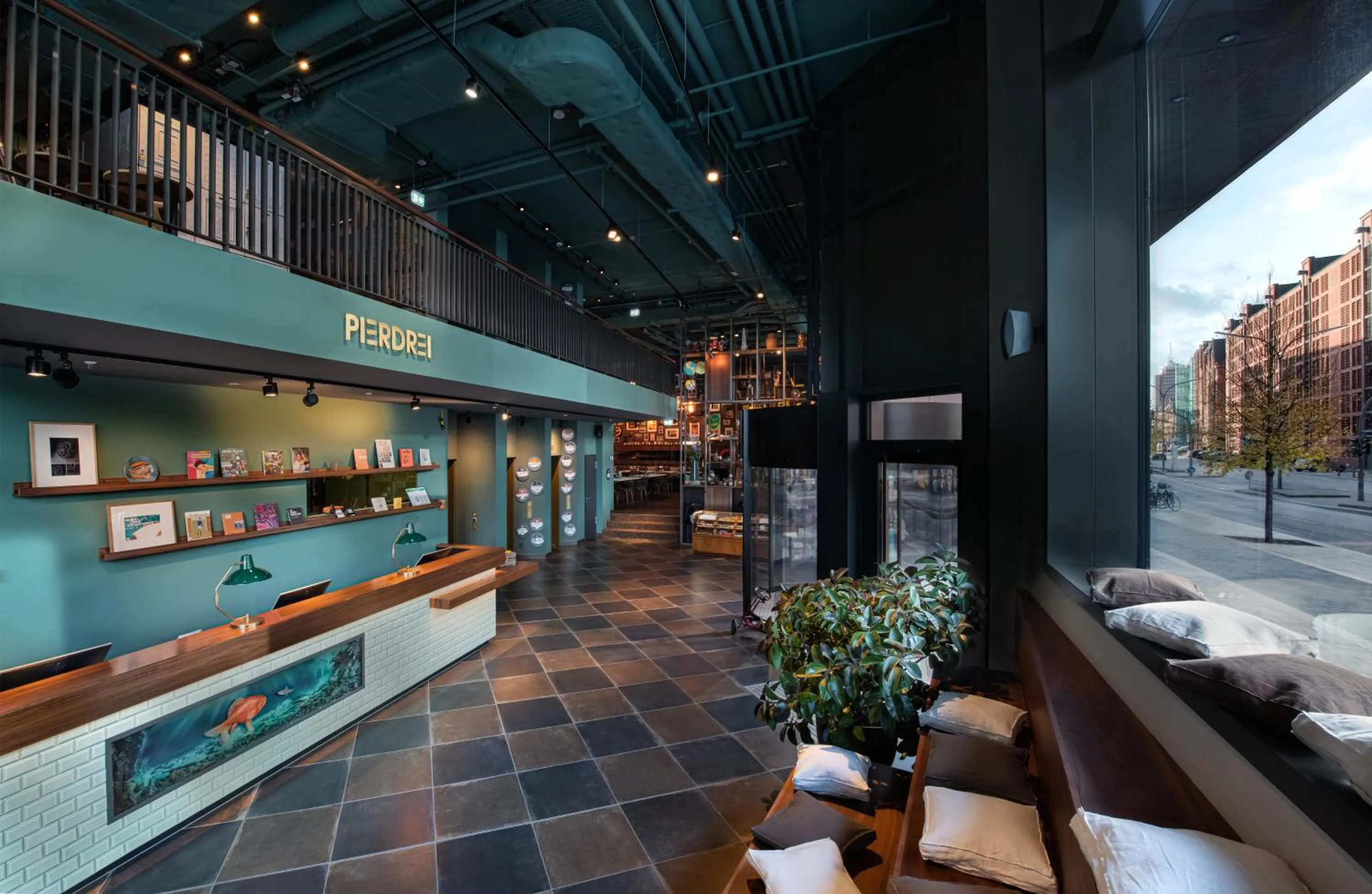 Lobby or reception in PIERDREI Hotel HafenCity Hamburg
