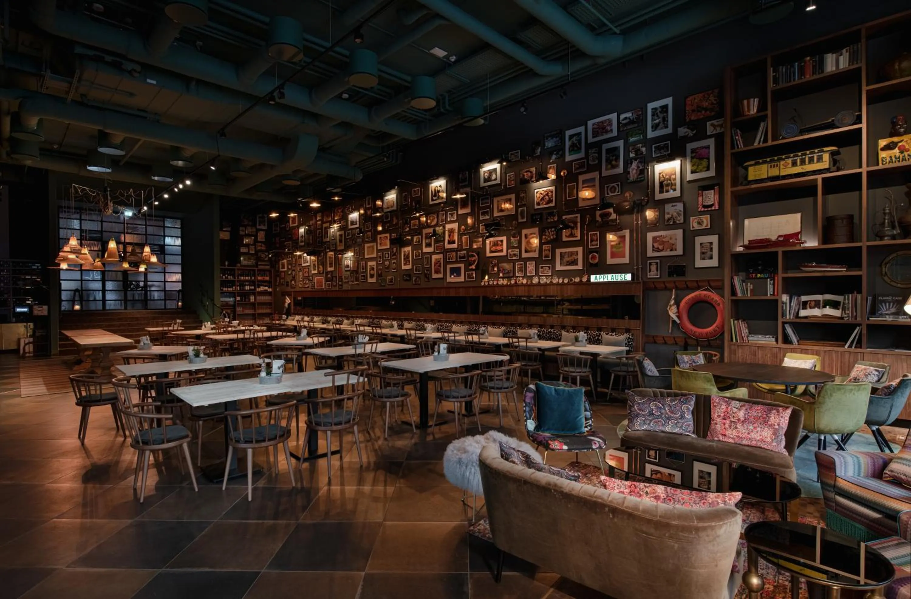 Restaurant/places to eat in PIERDREI Hotel HafenCity Hamburg