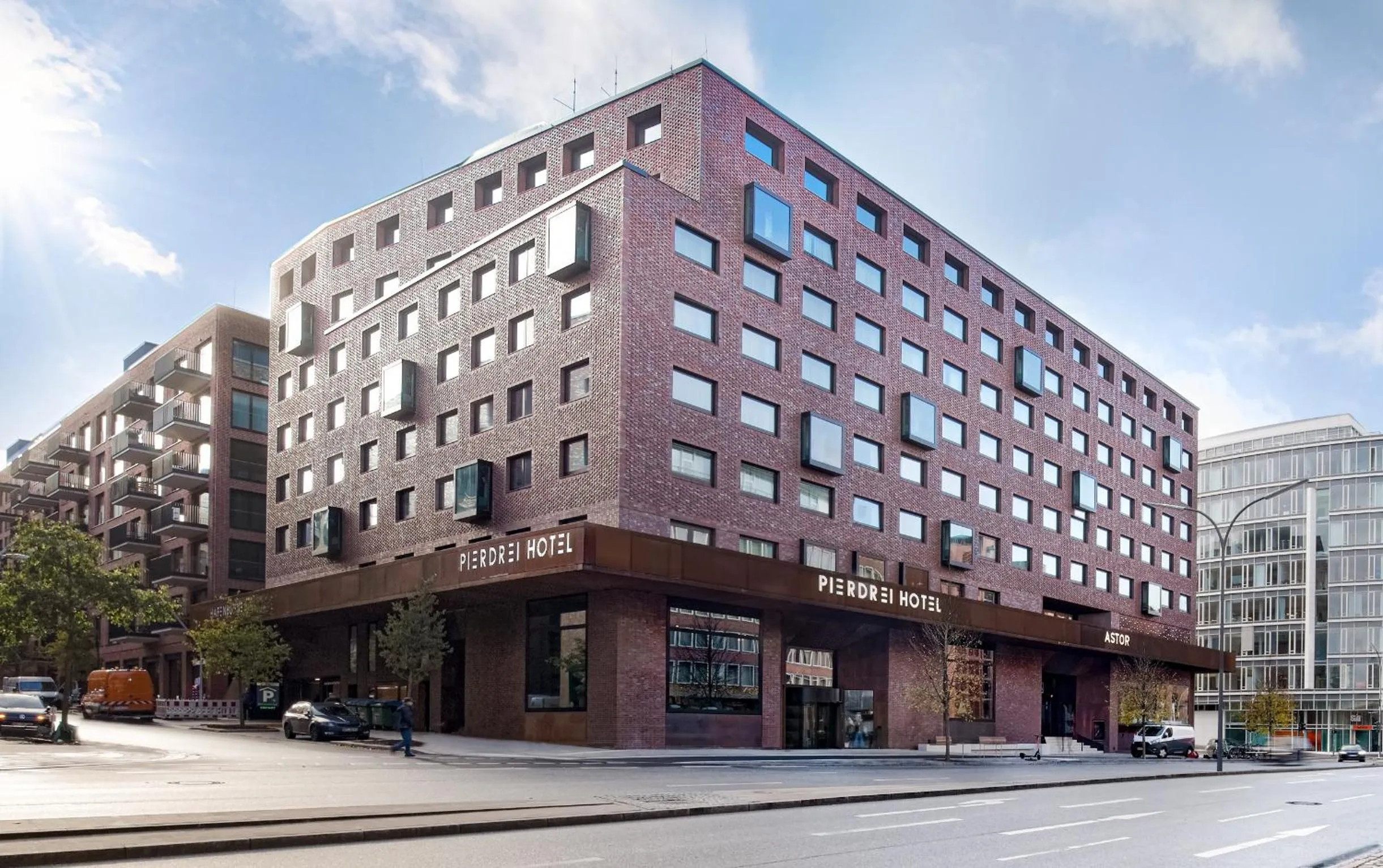 Property building in PIERDREI Hotel HafenCity Hamburg