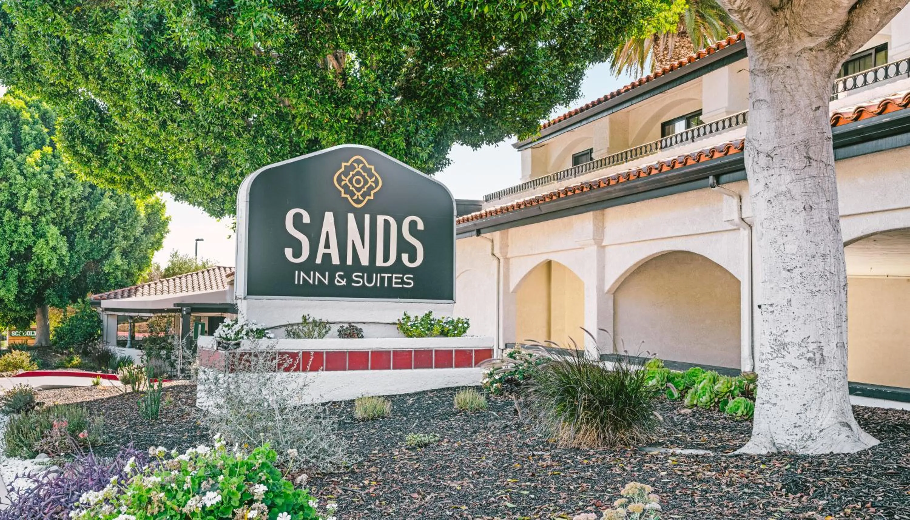 Property building in Sands Inn &amp; Suites