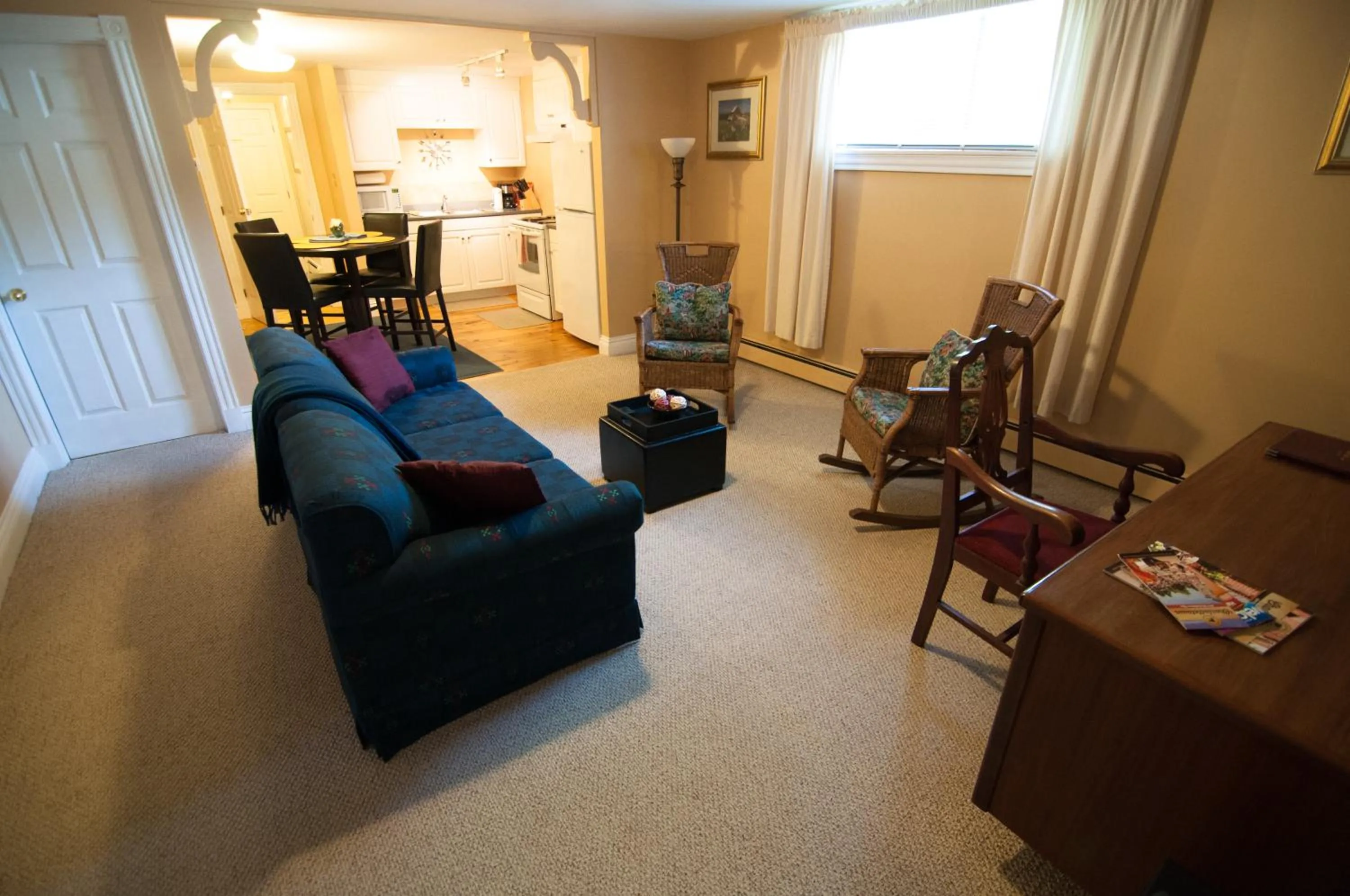 One-Bedroom Apartment - Basement in Shipwright Inn