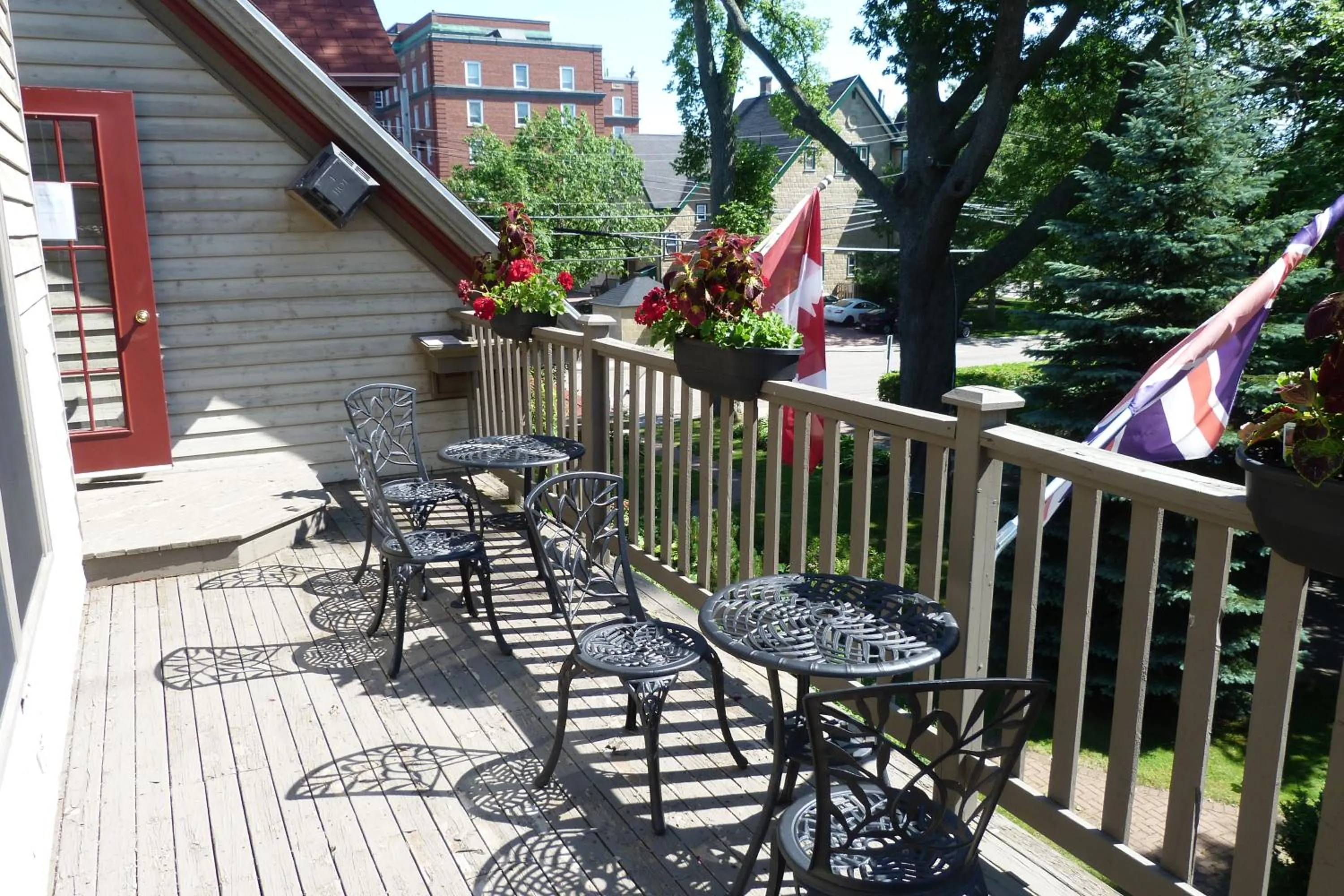 Queen Room - Second Floor in Shipwright Inn