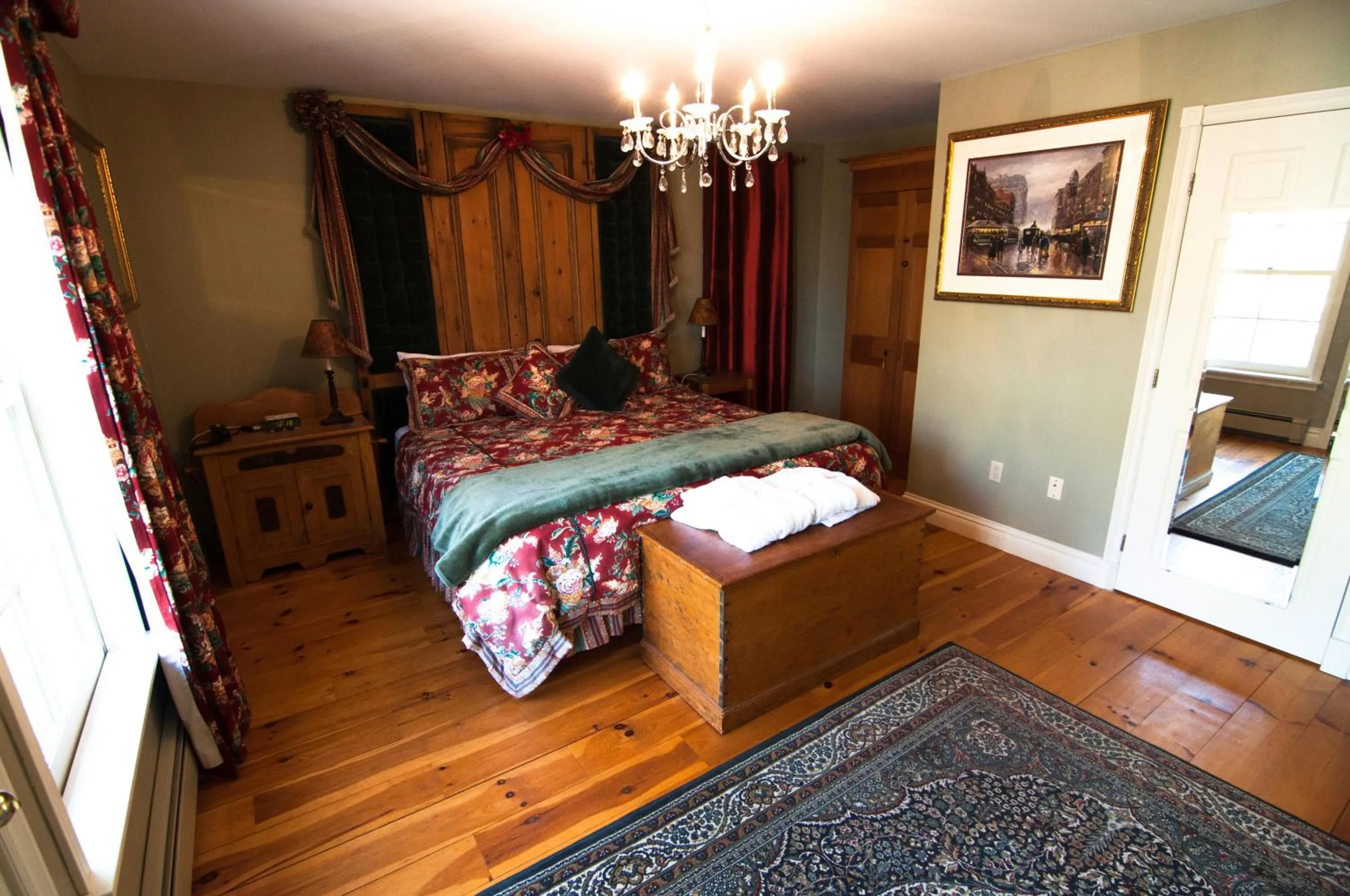 Suite - Second Floor  in Shipwright Inn