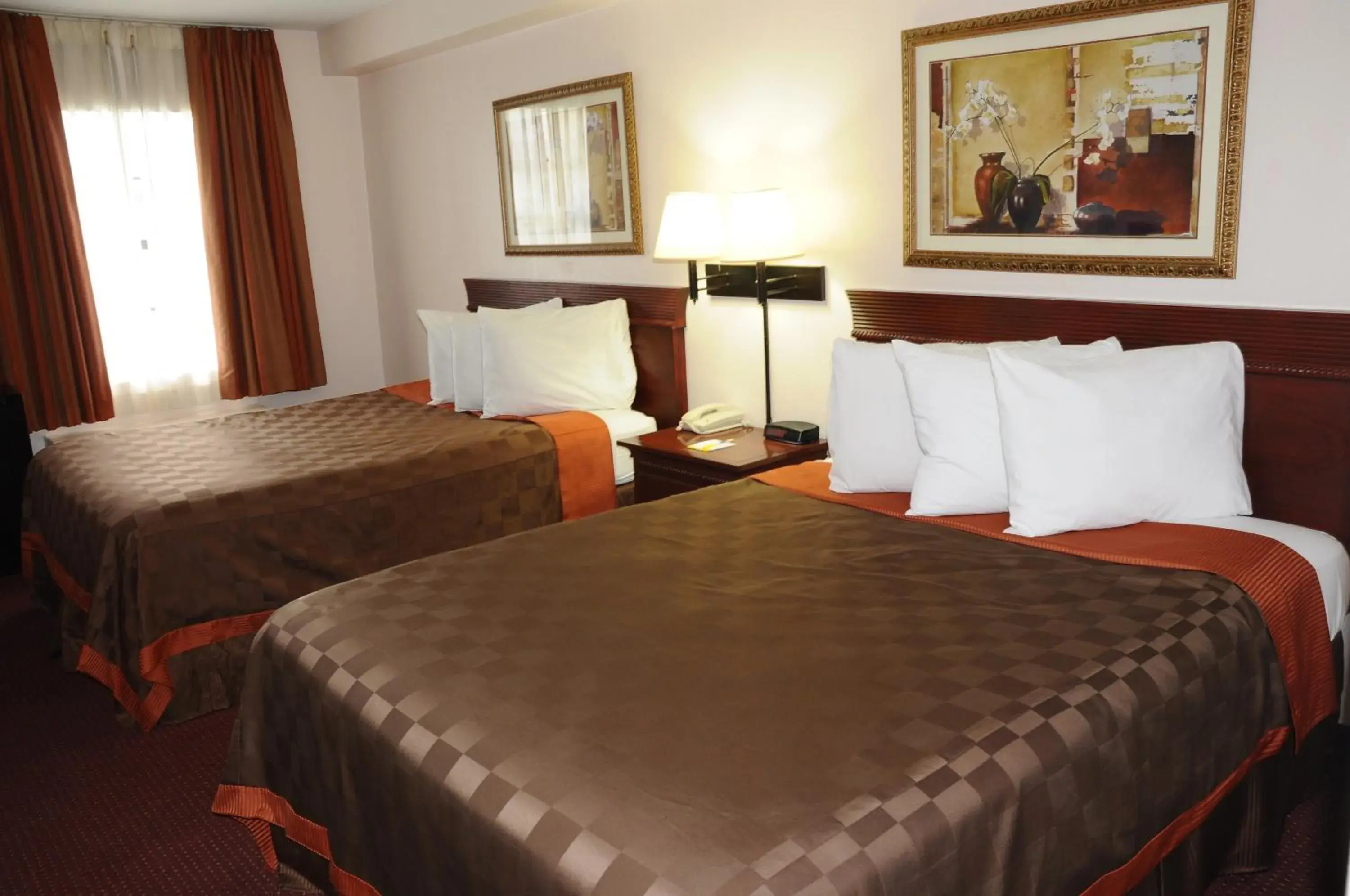 Queen Room with Two Queen Beds - Smoking in Baymont by Wyndham San Antonio Near Lackland AFB Queen Room with Two Queen Beds - Smoking in Baymont by Wyndham San Antonio Near Lackland AFB