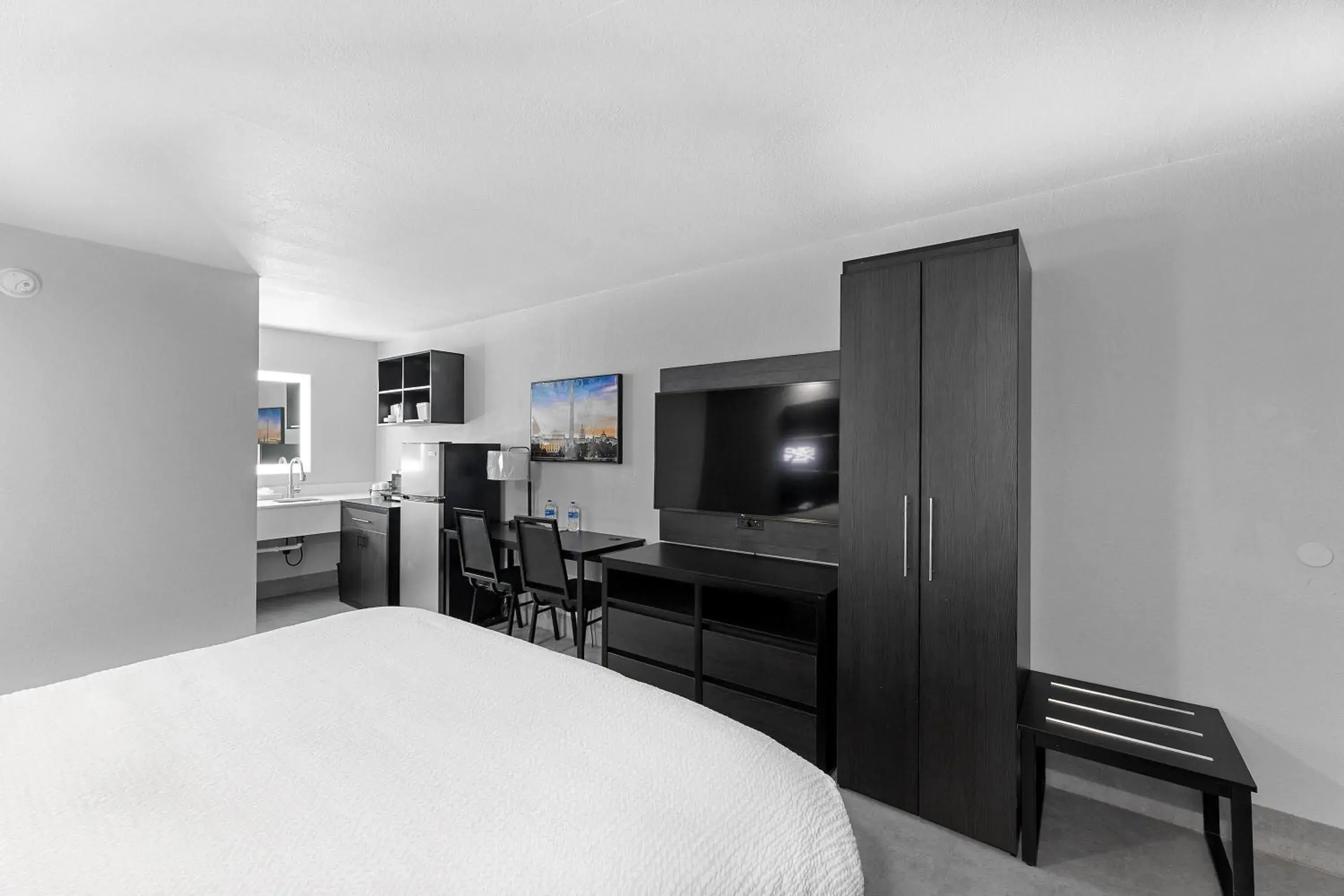 Photo of the whole room, Bed in Baymont by Wyndham San Antonio Near Lackland AFB Photo of the whole room, Bed in Baymont by Wyndham San Antonio Near Lackland AFB