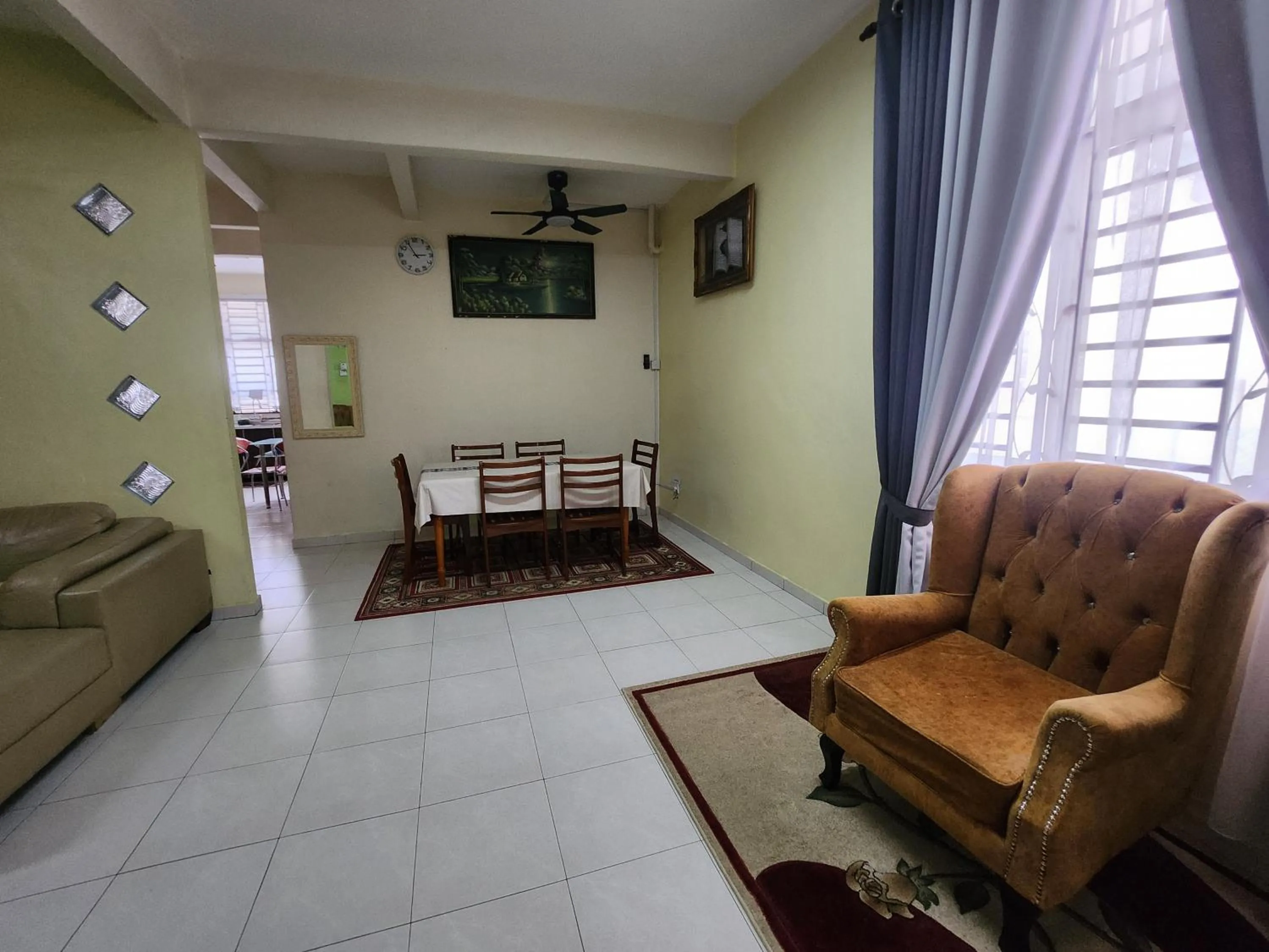 Ct HOMESTAY