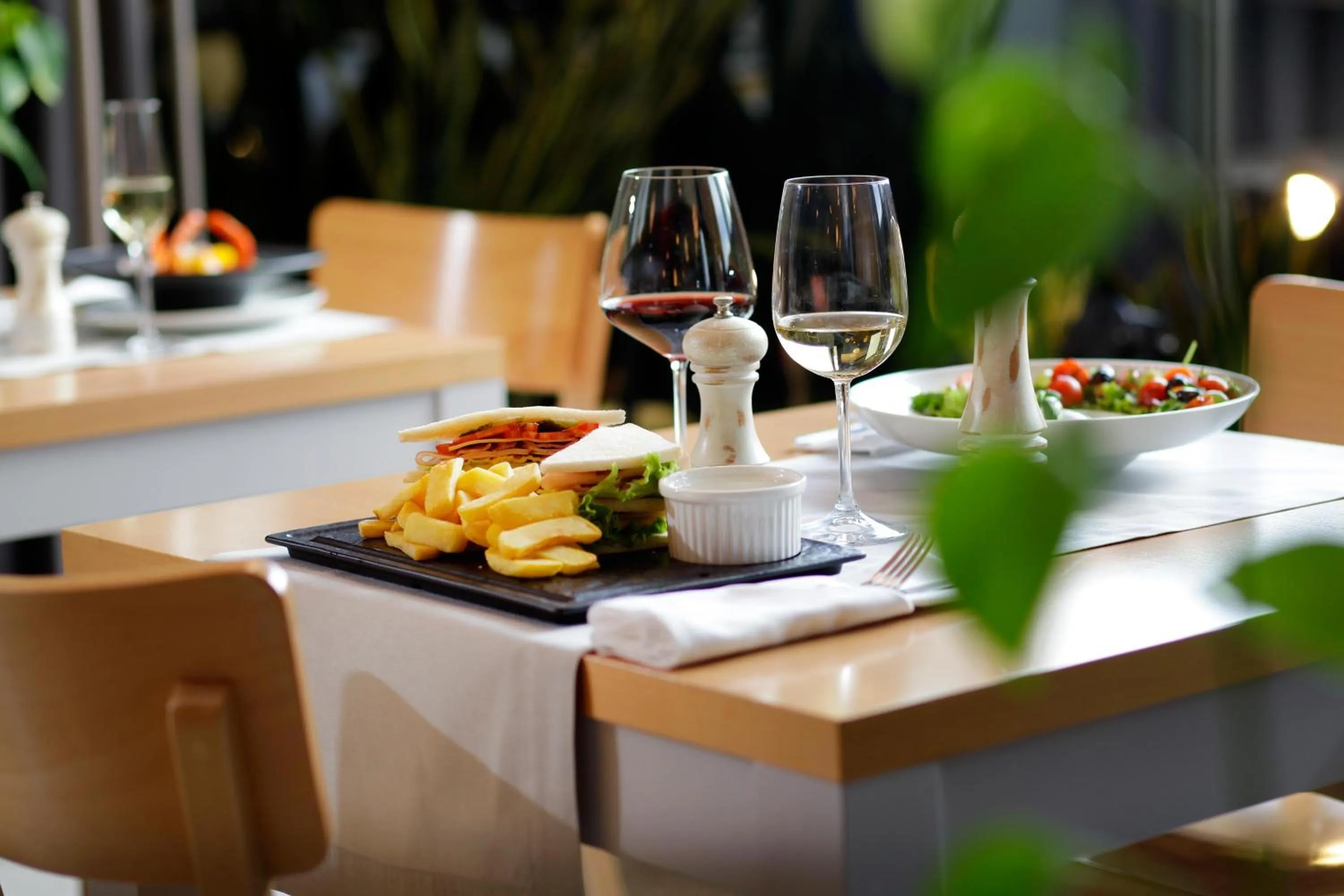 Food and drinks in Lifestyle Hotel Vitar - Adults Only