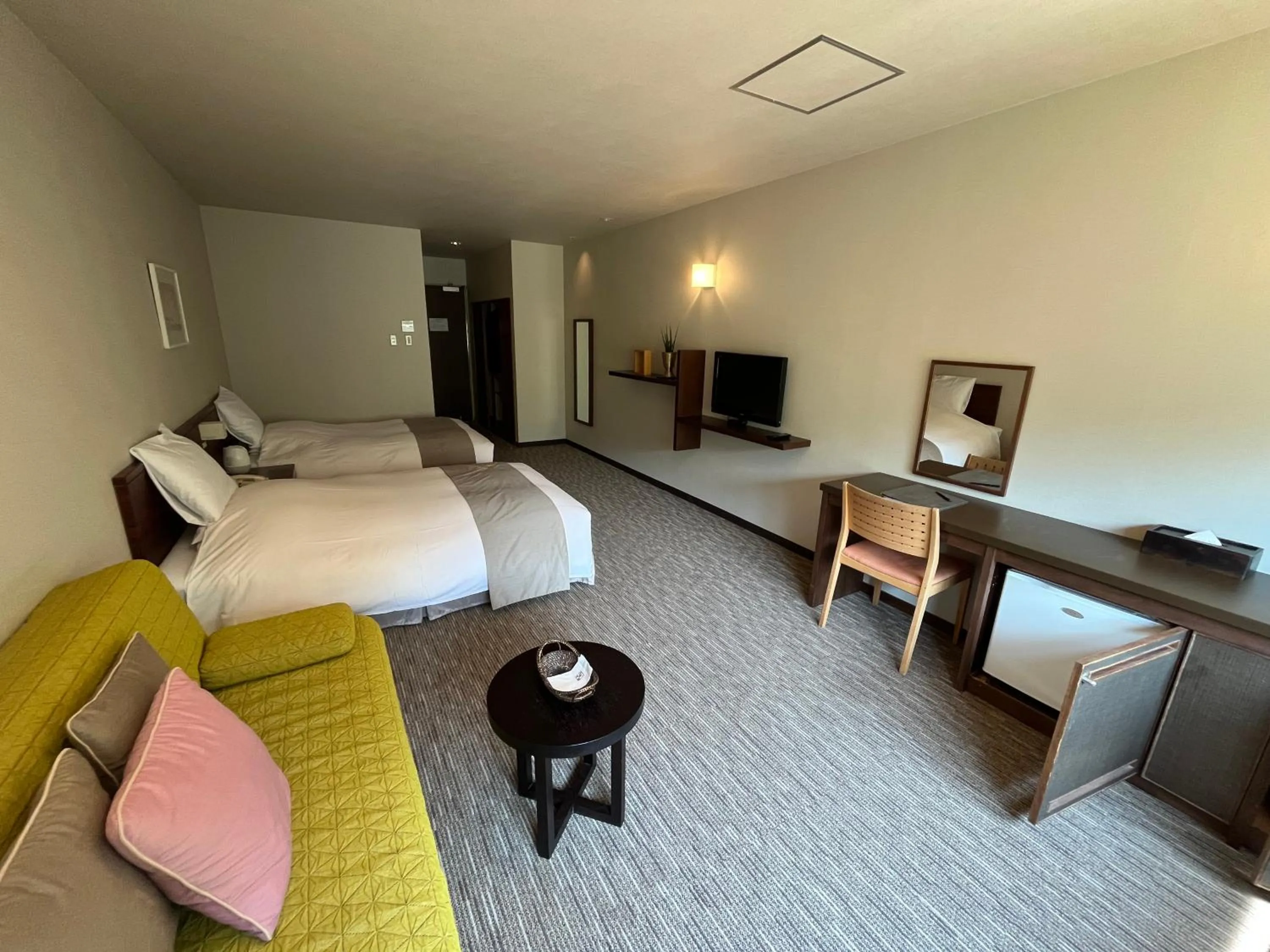 Living room, Bed in Spa and Esthetique Suichokan-Female&Adult Only