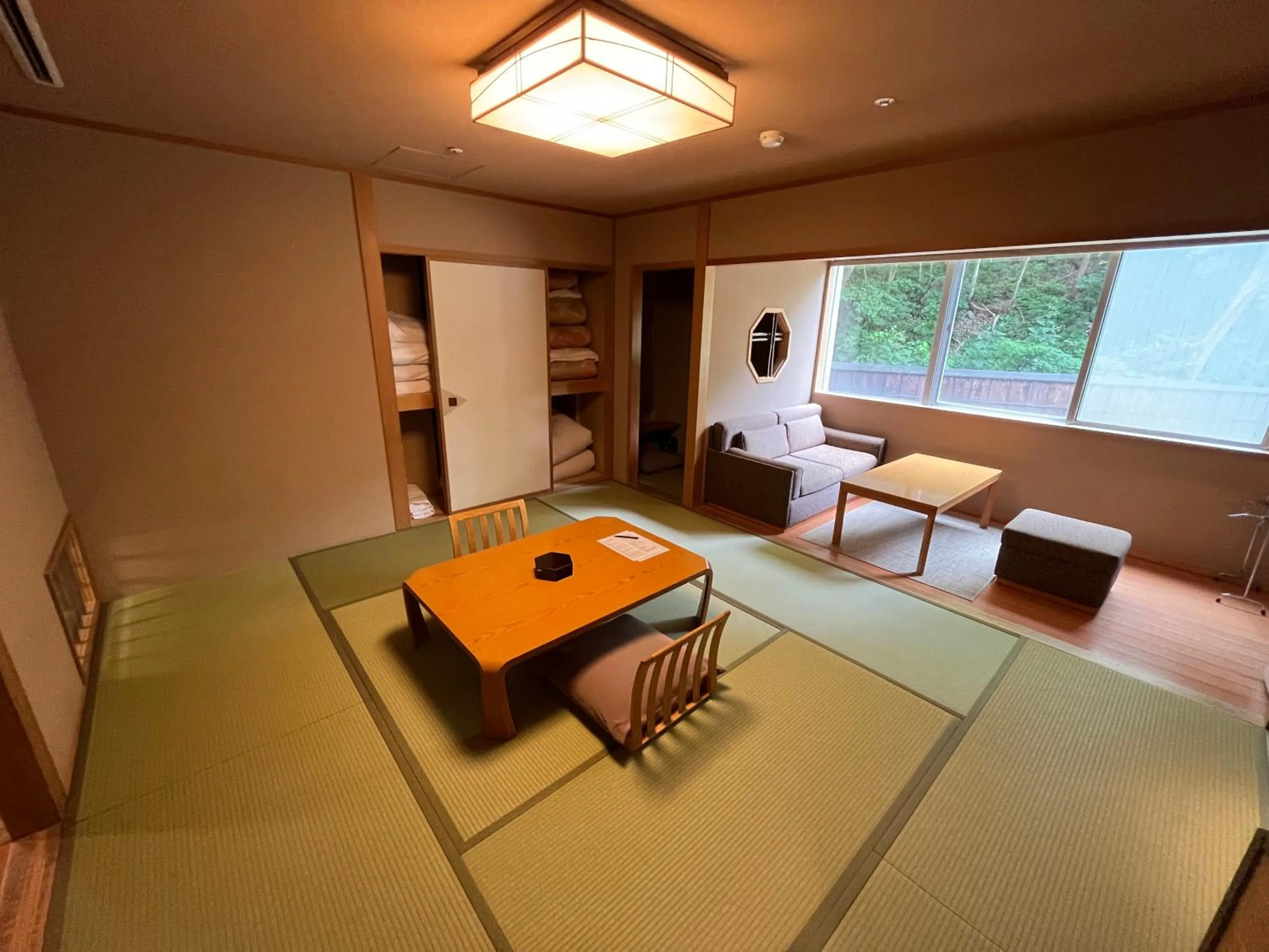 Living room in Jozankei Daiichi Hotel Suizantei