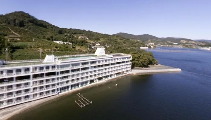 Facade/entrance in Hotel Listel Hamanako