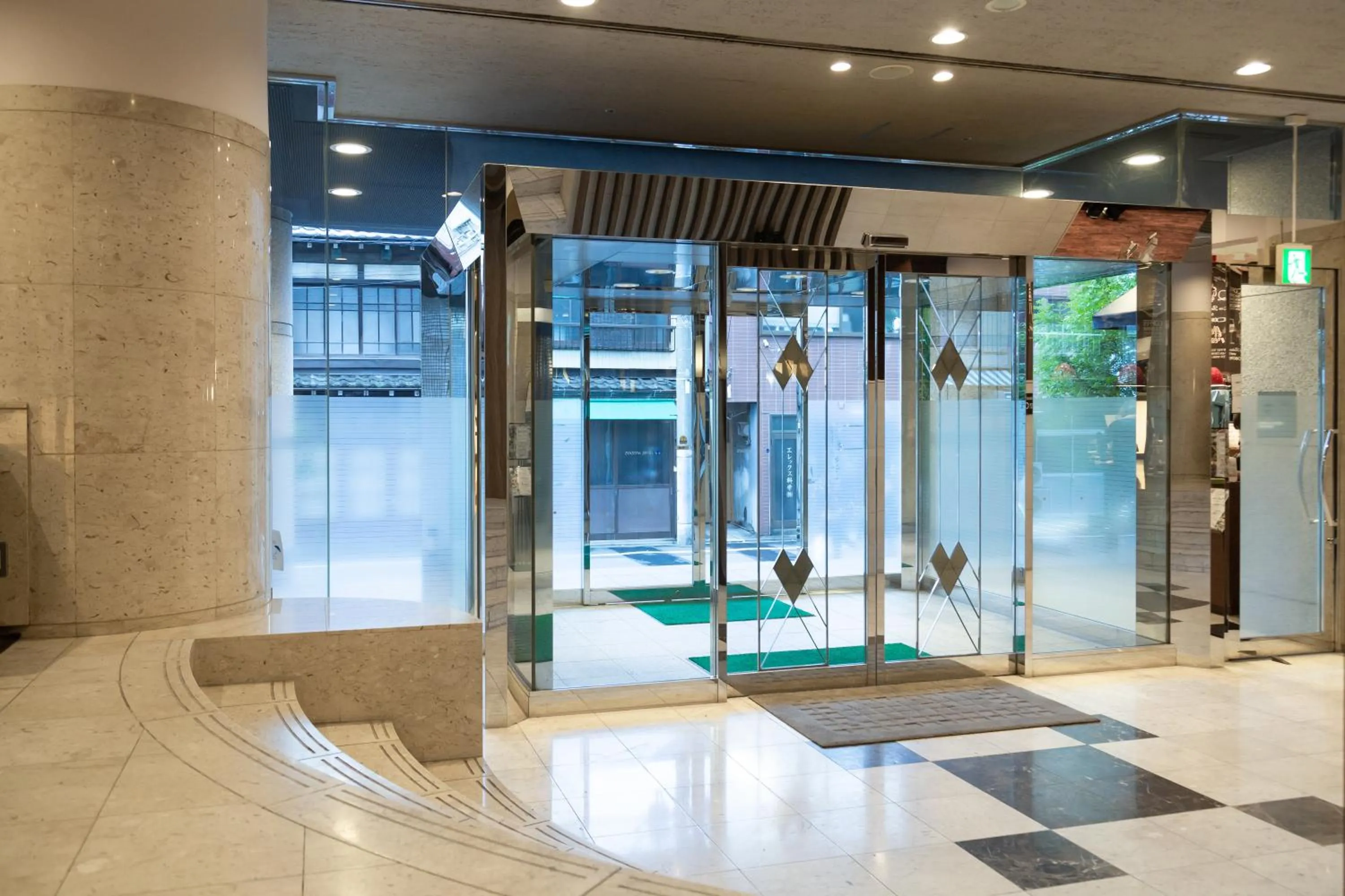 Lobby or reception in HOTEL MYSTAYS Ueno East
