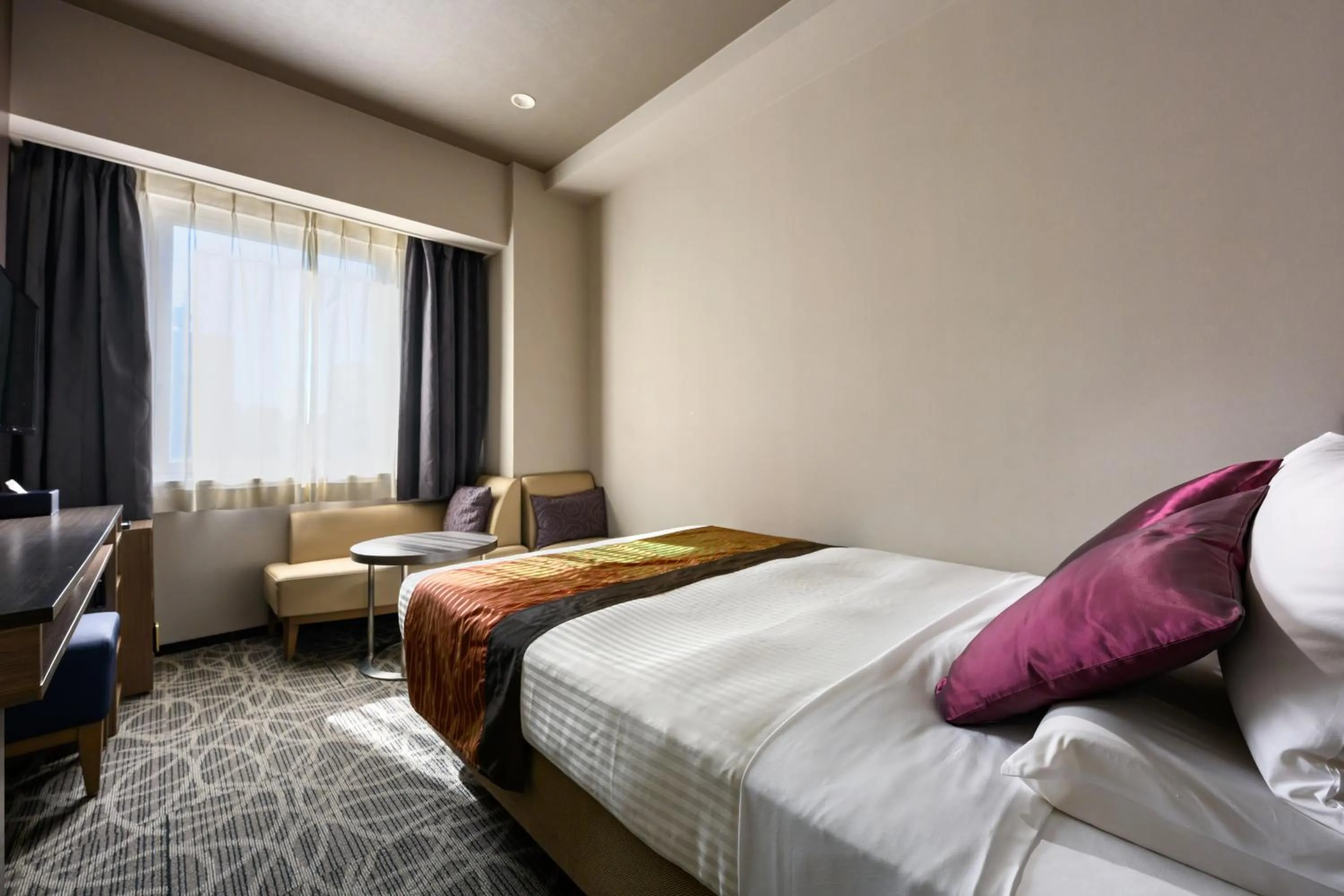 Photo of the whole room, Bed in HOTEL MYSTAYS Ueno East