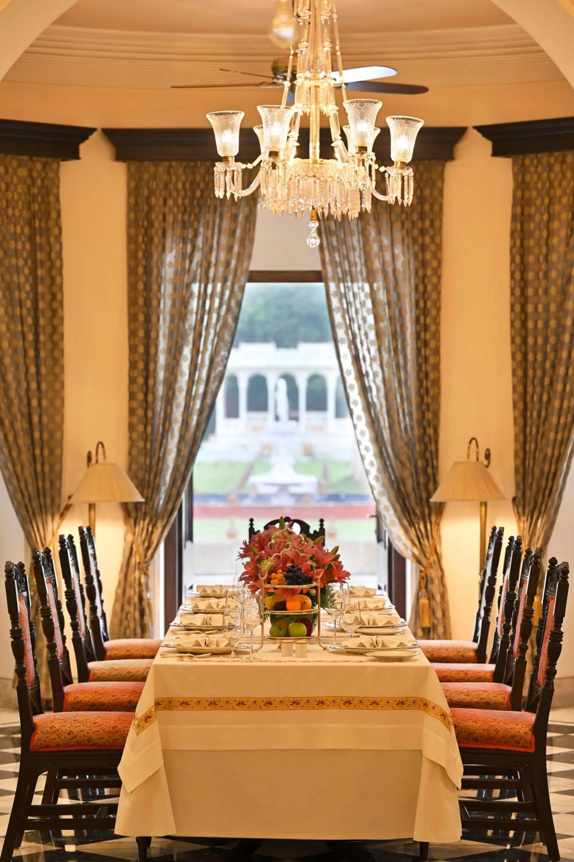 Dining area in Taj Nadesar Palace