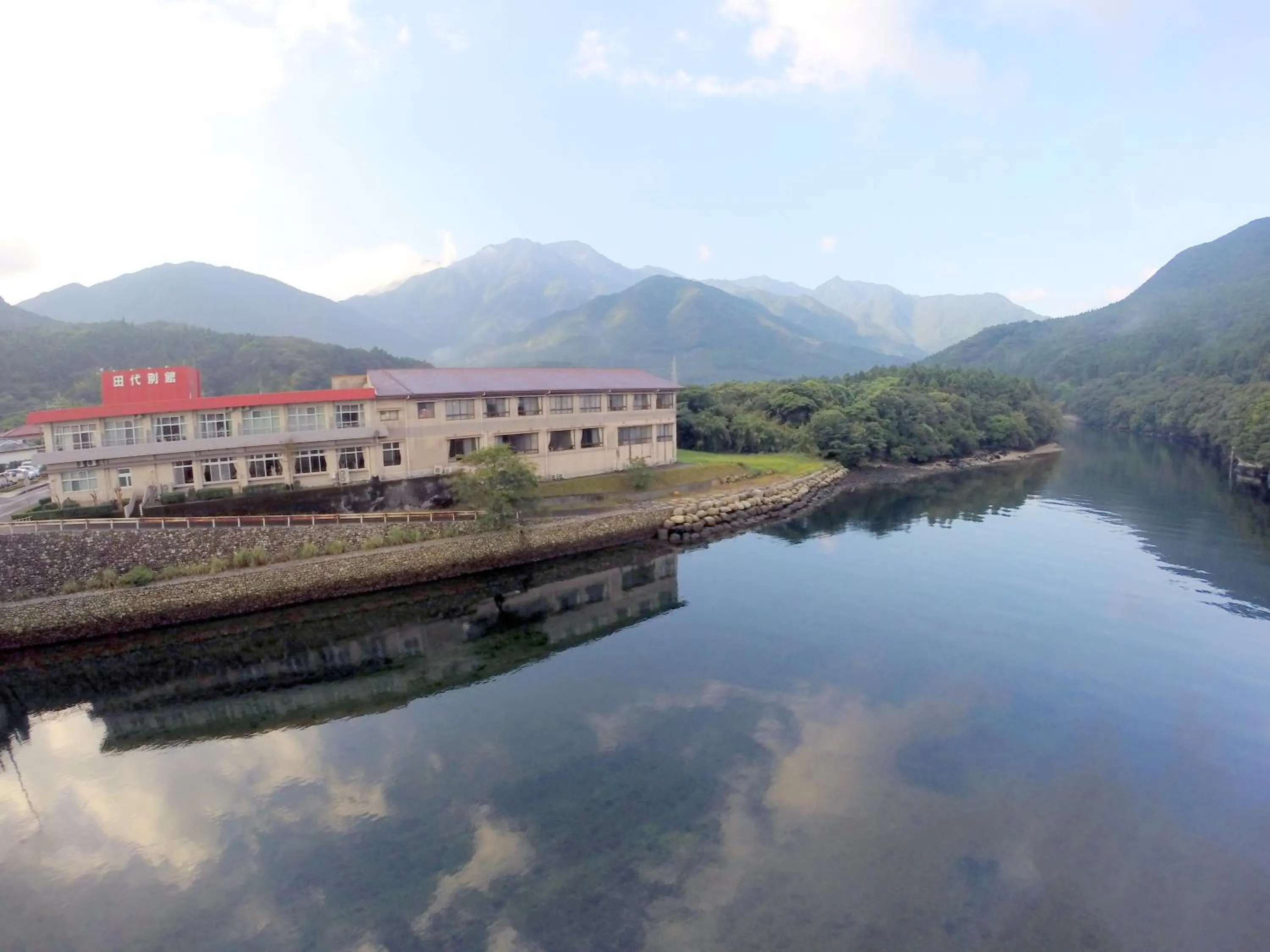 Property building in Tashiro Annex