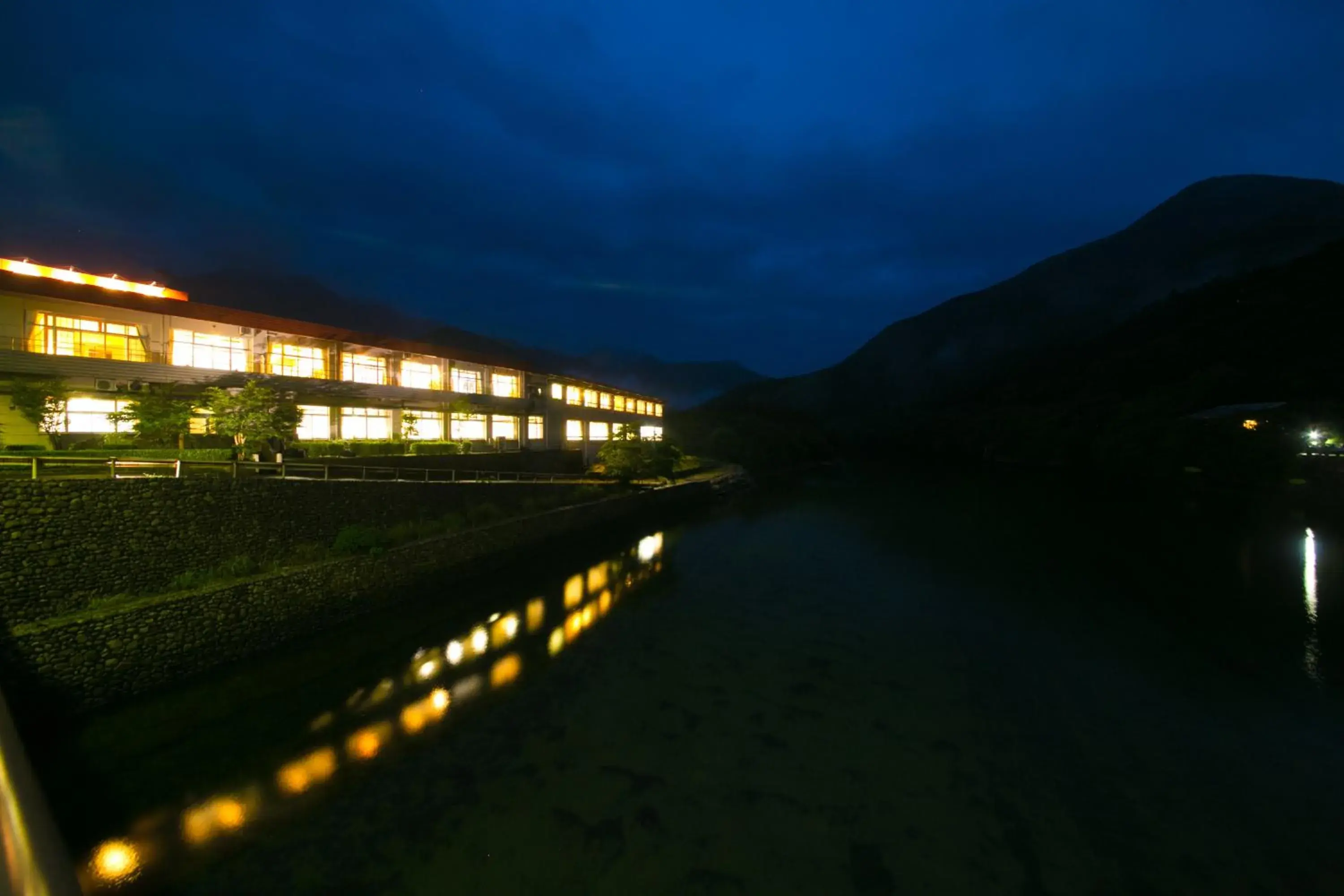 Property building in Tashiro Annex Property building in Tashiro Annex