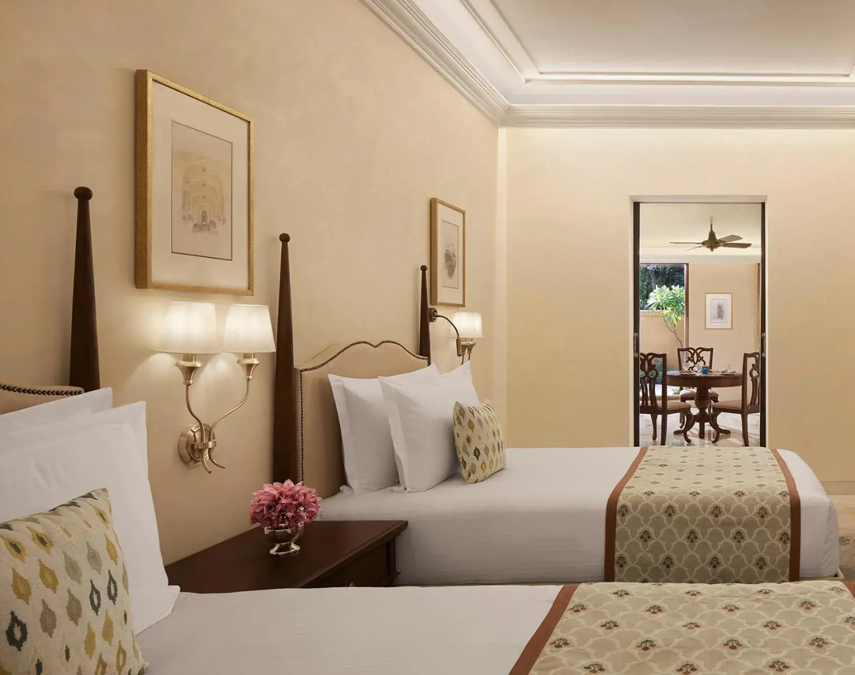 Living room, Bed in Sawai Man Mahal Living room, Bed in Sawai Man Mahal