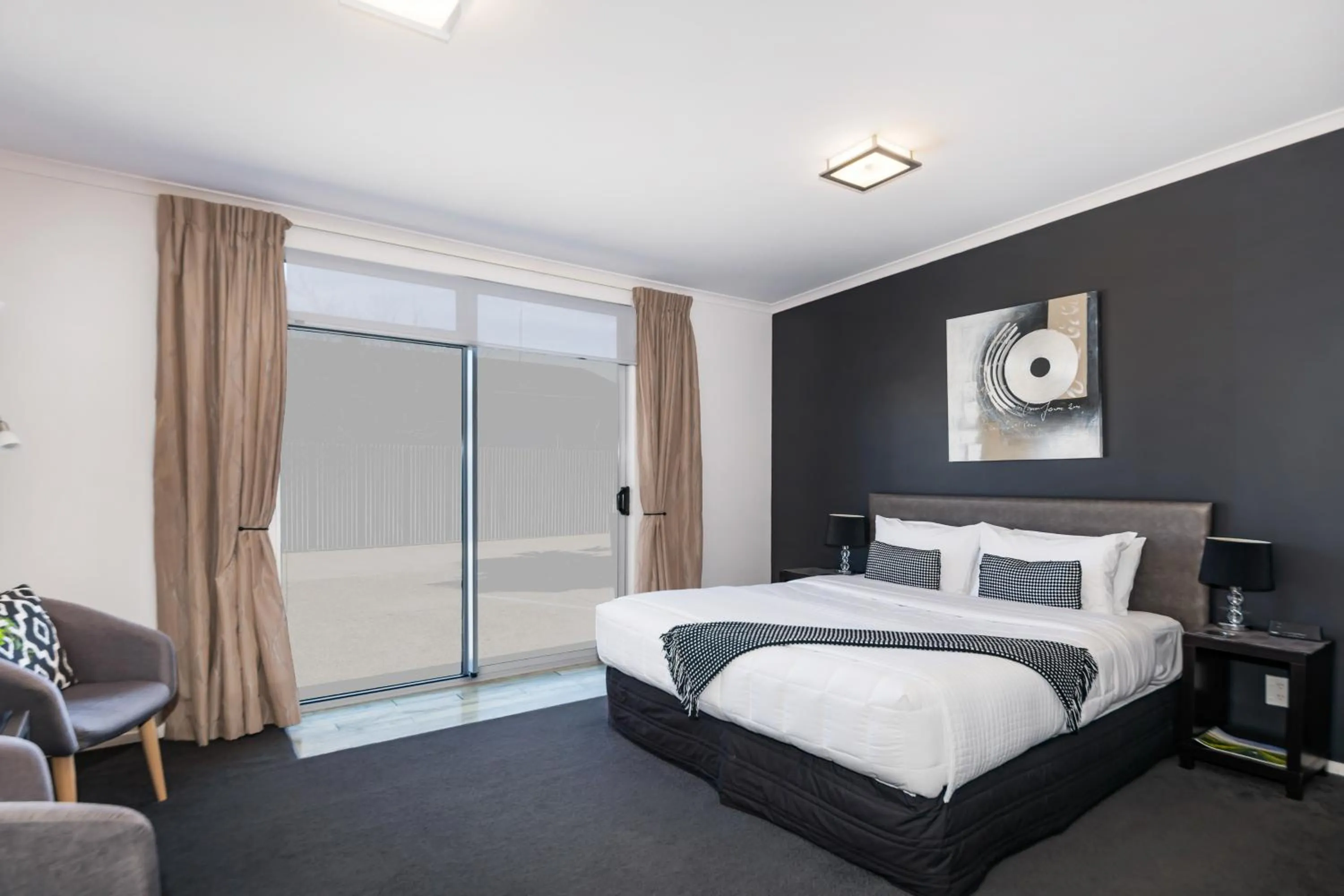 Bedroom, Bed in Two Tree Lodge