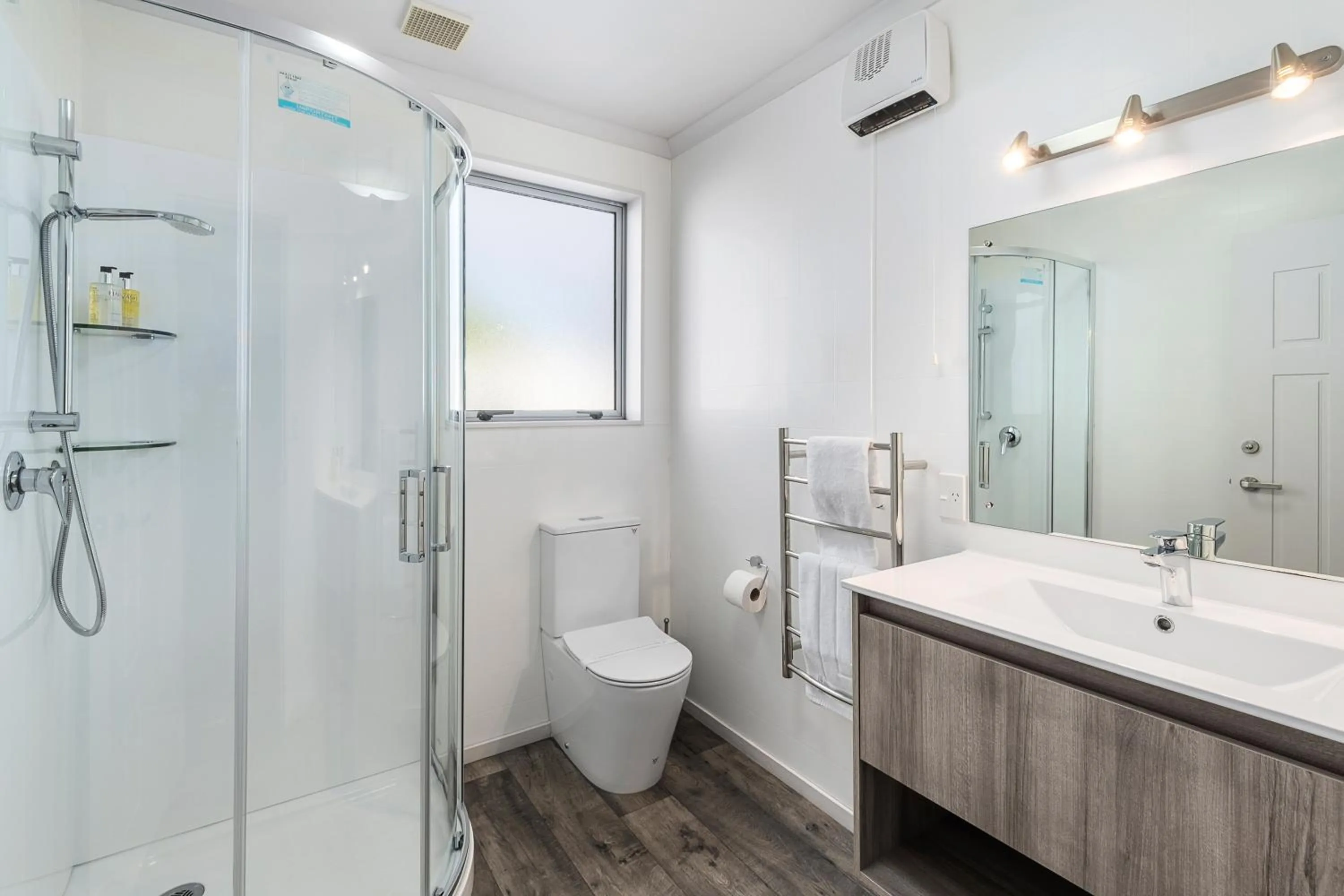 Bathroom in Two Tree Lodge