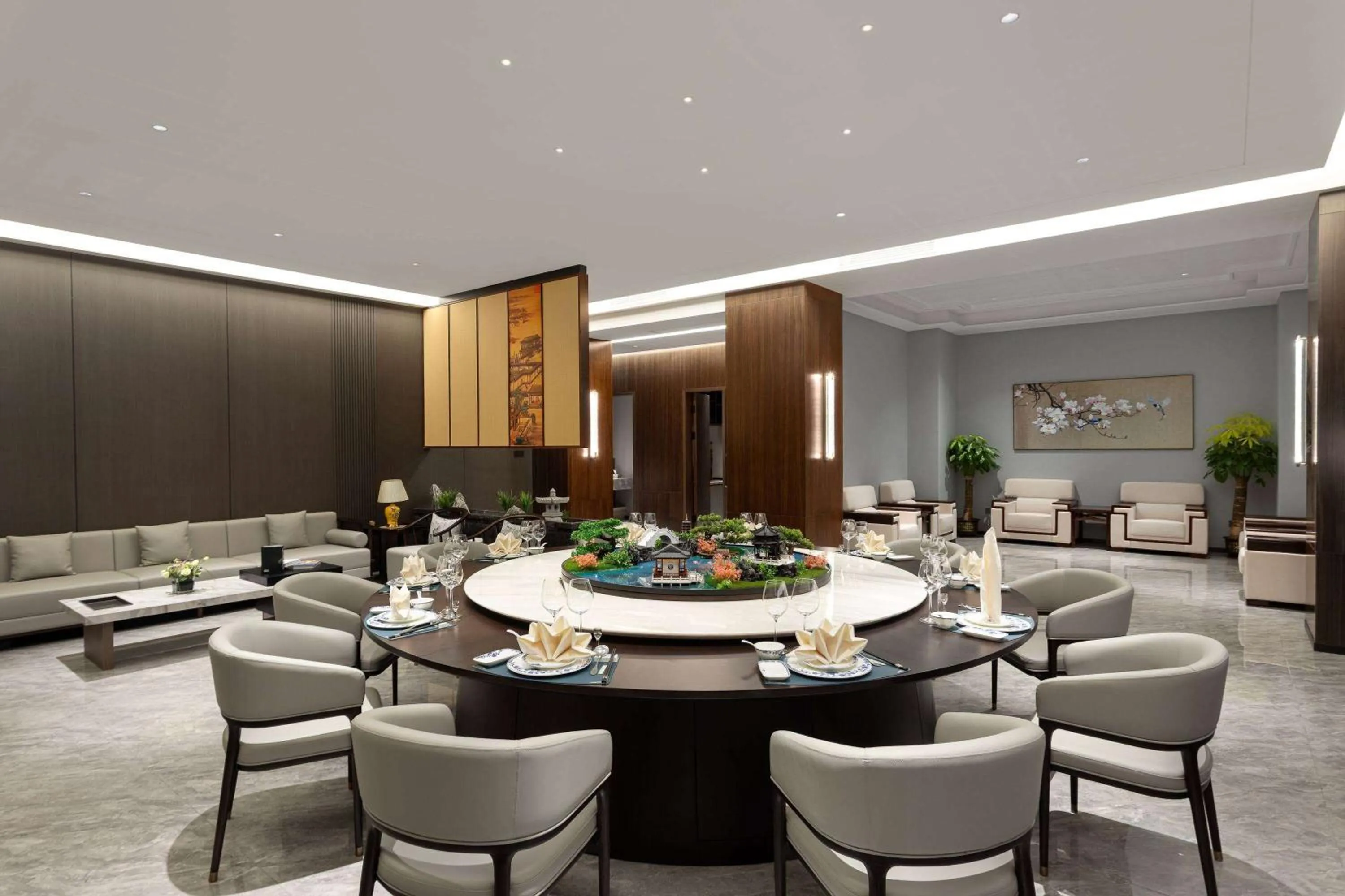 Restaurant/places to eat in Wyndham Garden Haikou Meilan