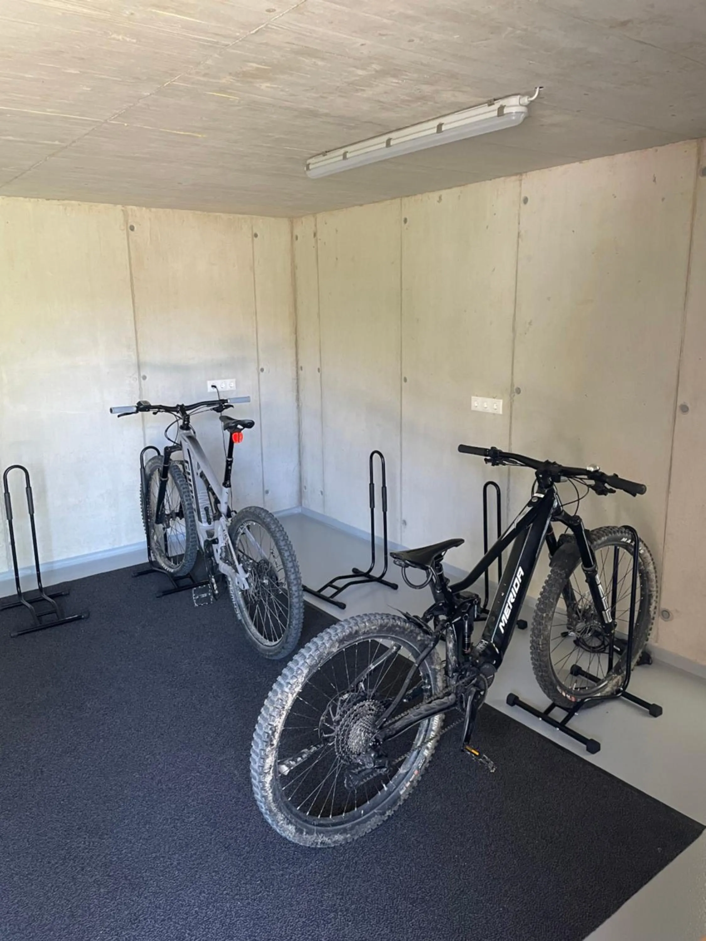 Skiing in Hotel-Garni Austria