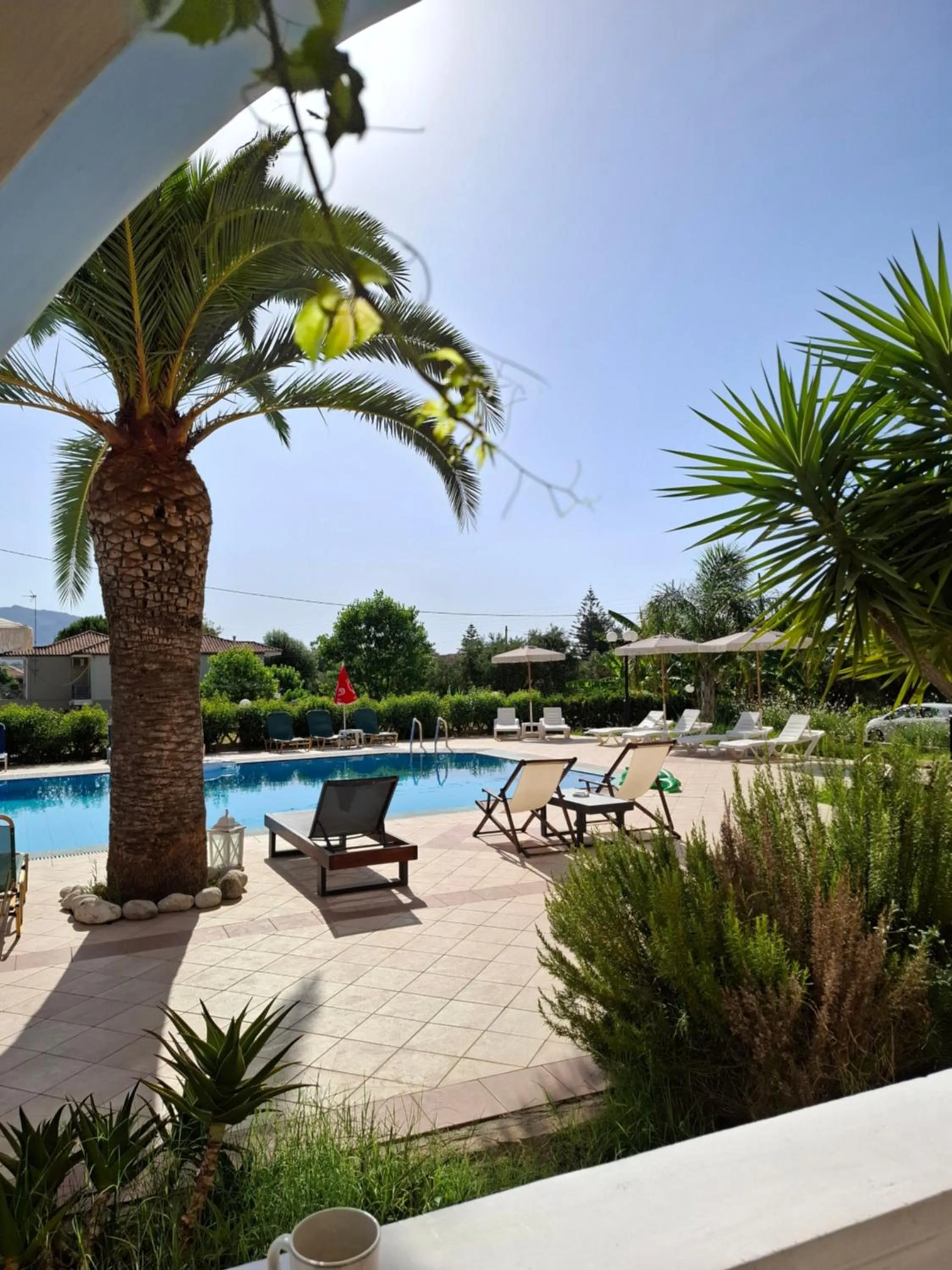 Day in Sunflower Apartments & Studios