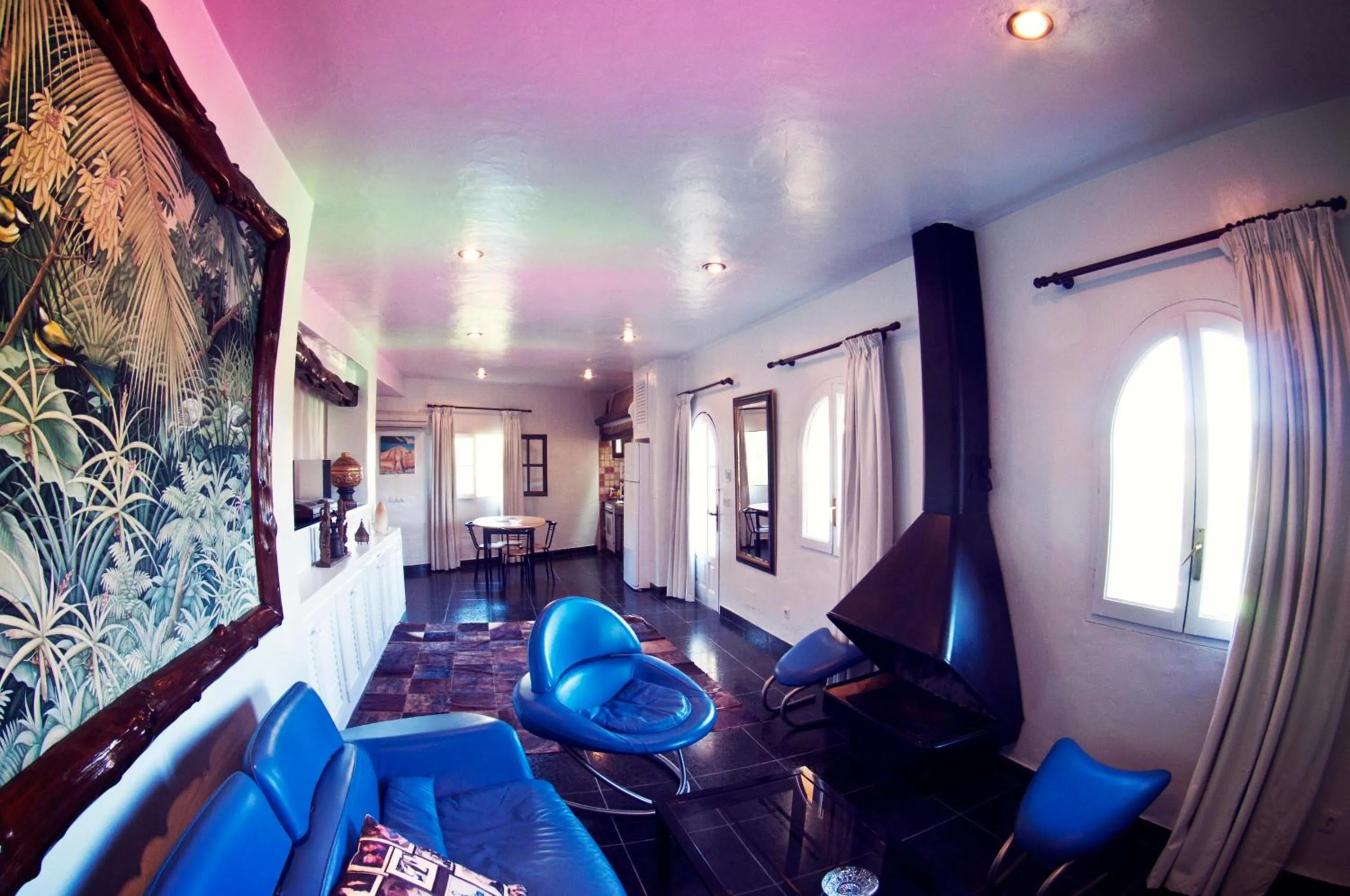 TV and multimedia in Pikes Ibiza