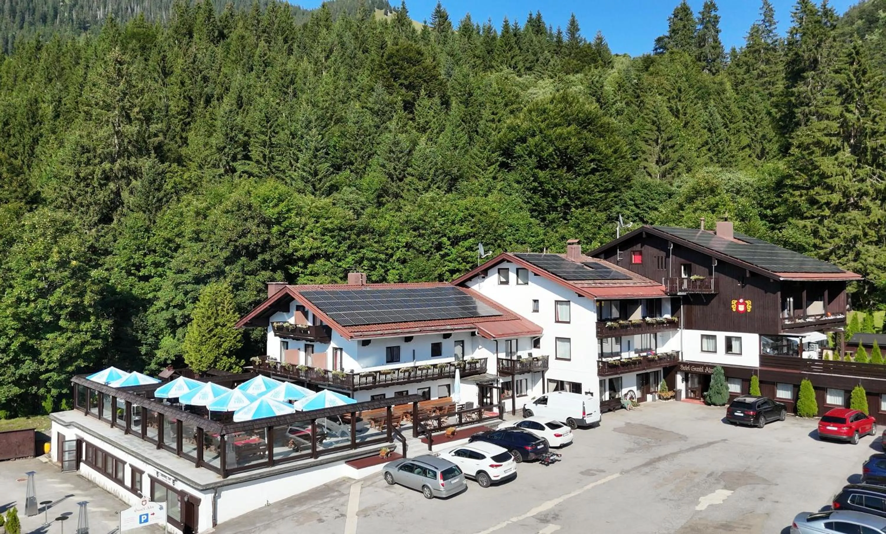Property building in Hotel Gundl Alm