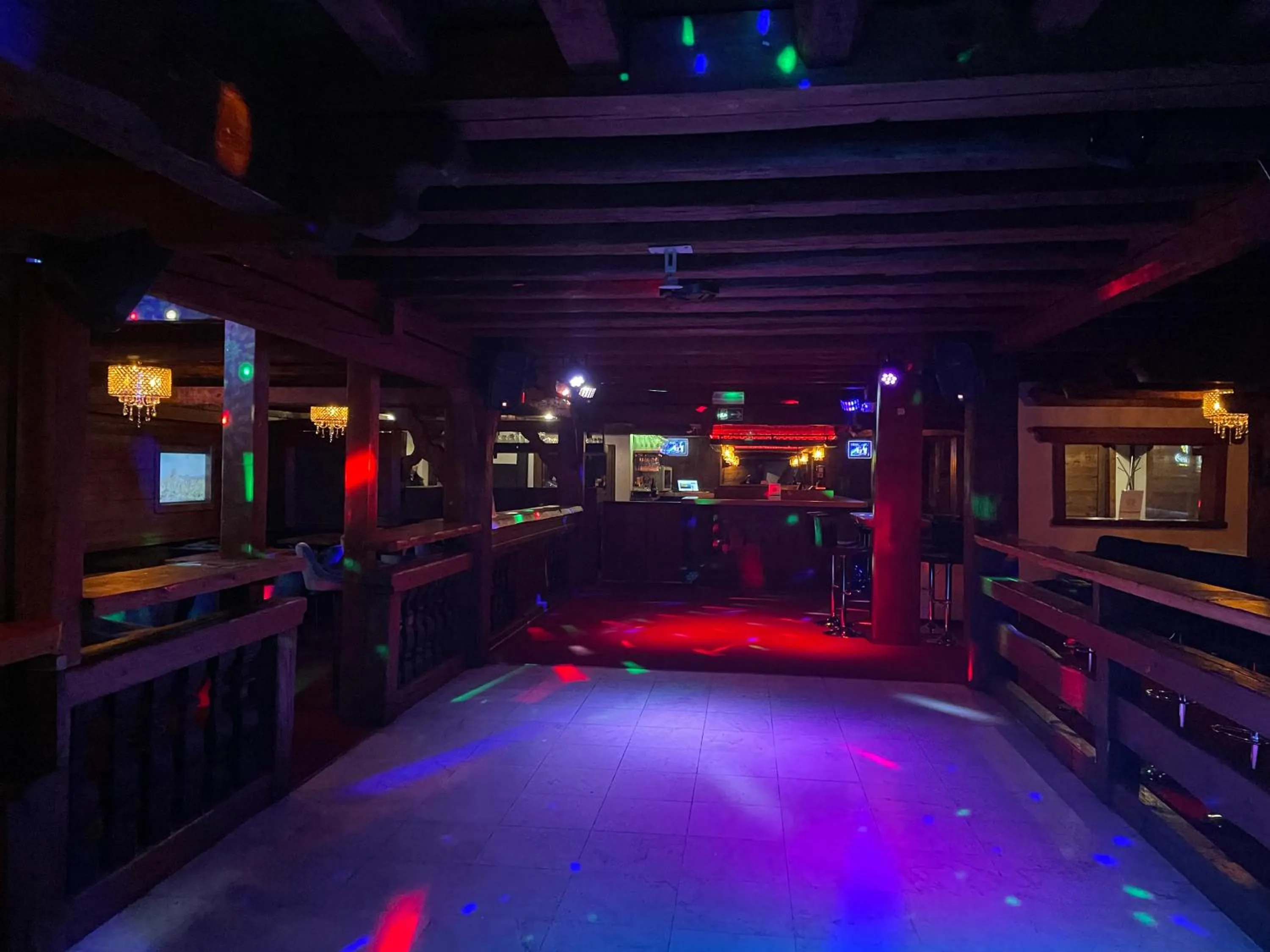Nightclub / DJ in Hotel Gundl Alm